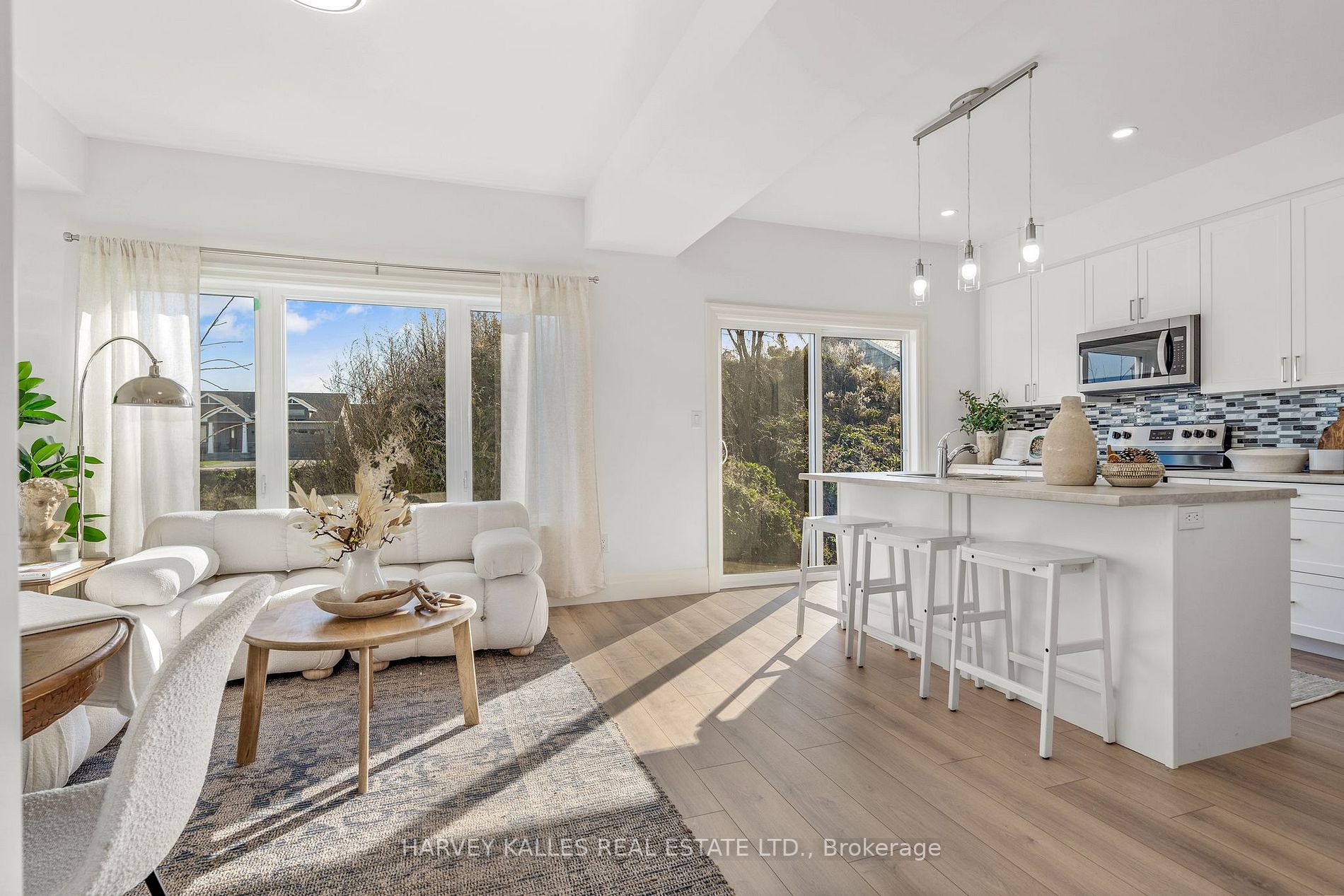 36 Campbell Cres