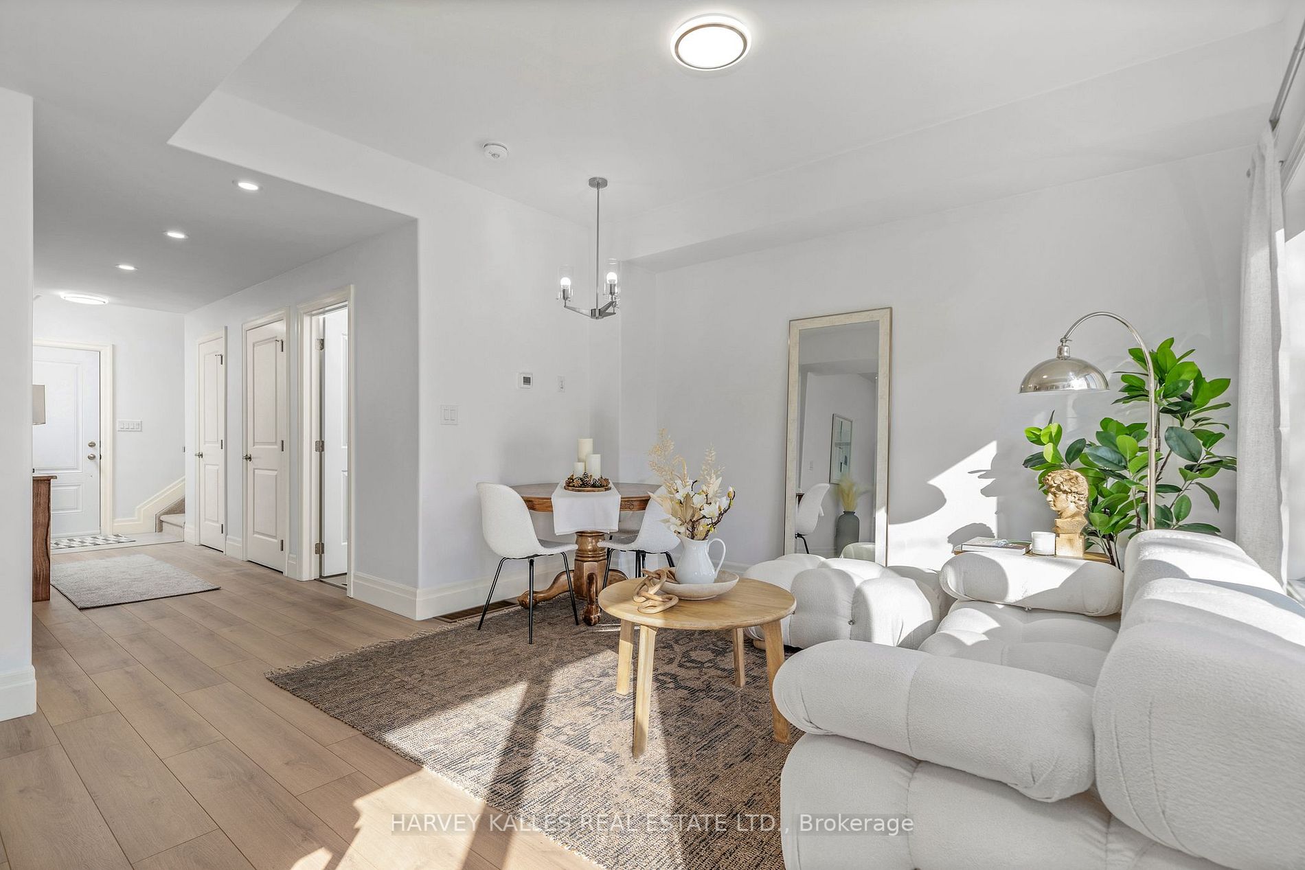 36 Campbell Cres