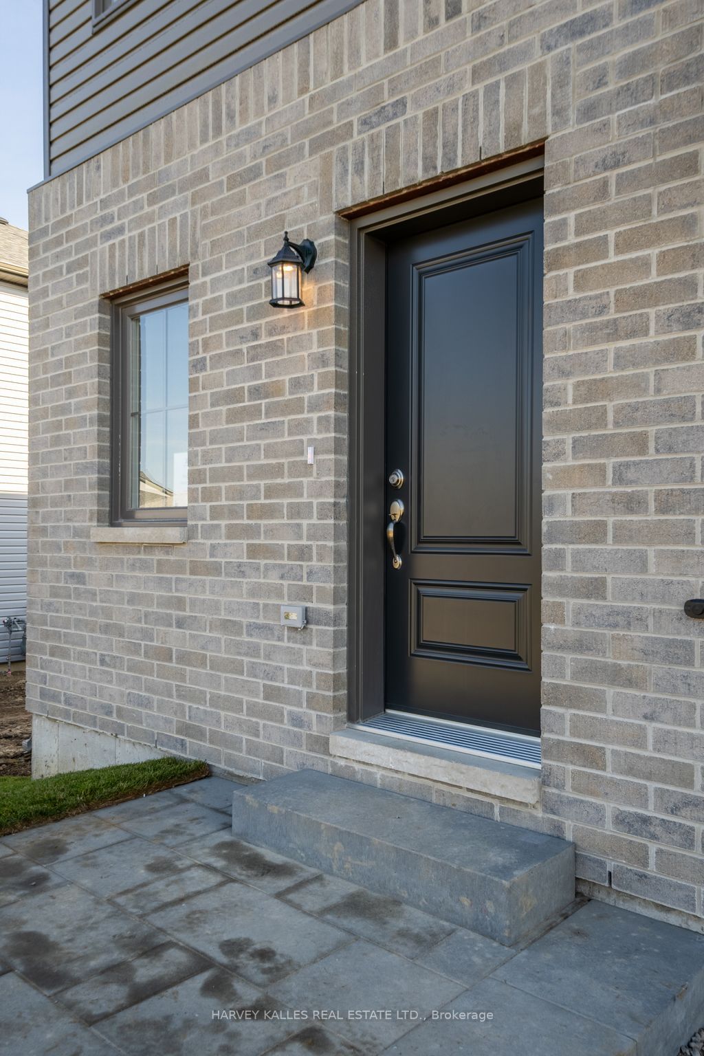 36 Campbell Cres
