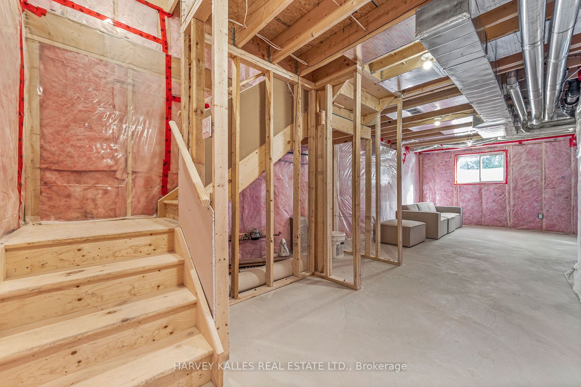 36 Campbell Cres