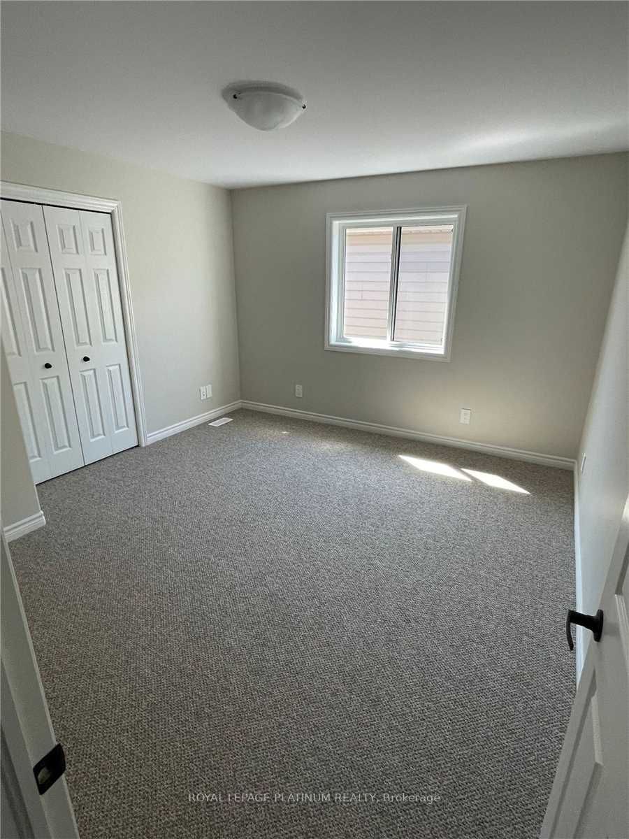 12 Athabaska Dr