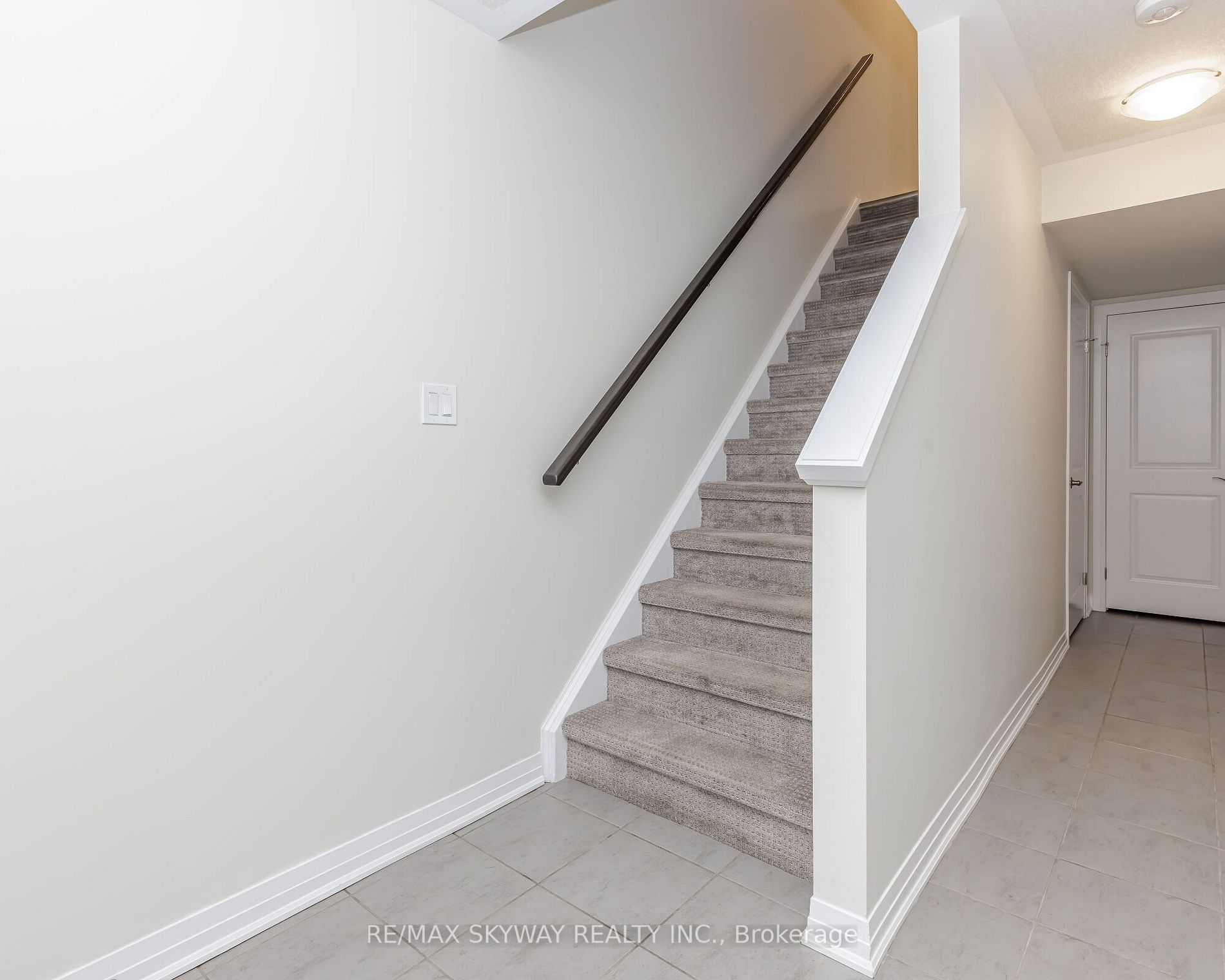 311 Woolwich St, #5