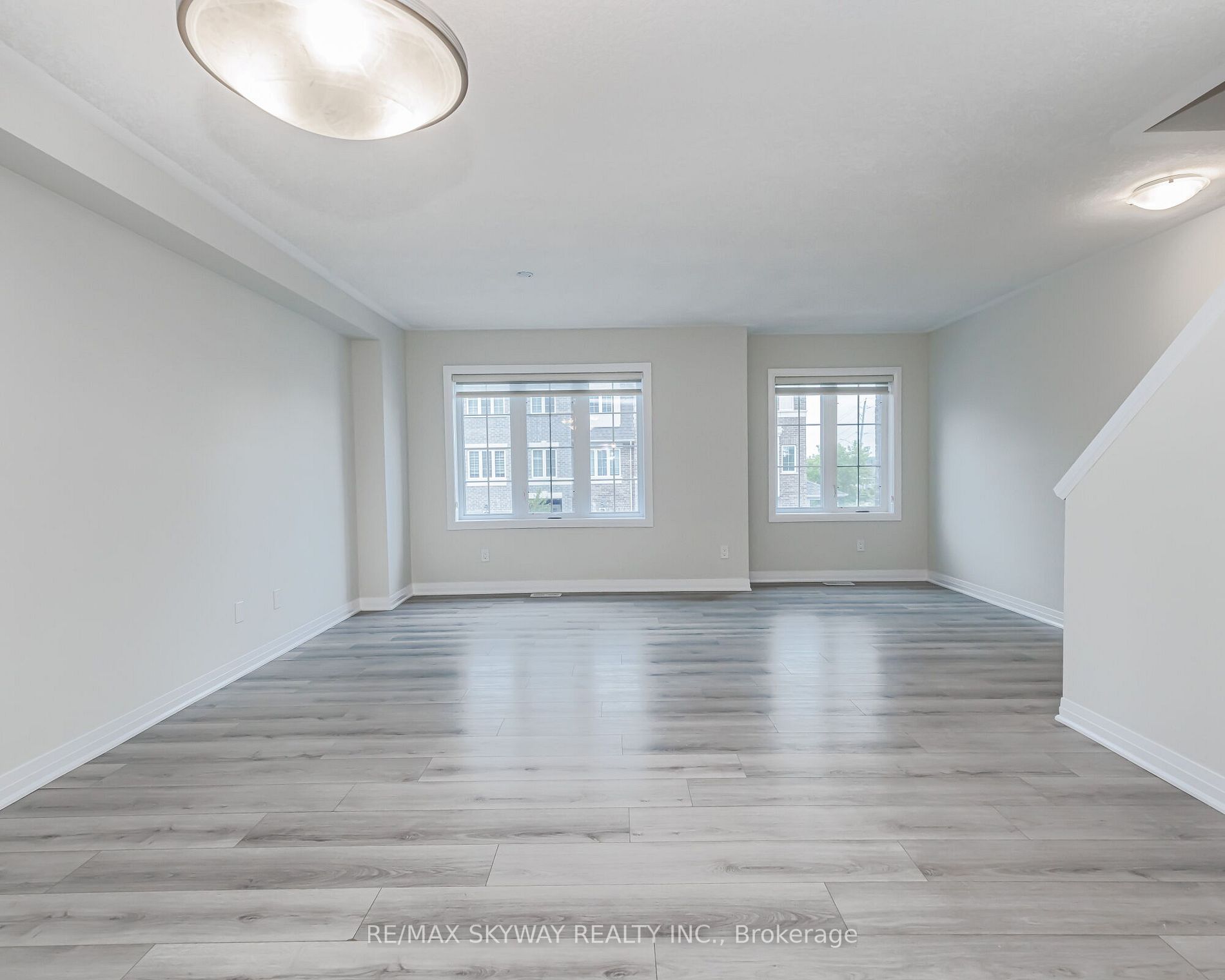 311 Woolwich St, #5