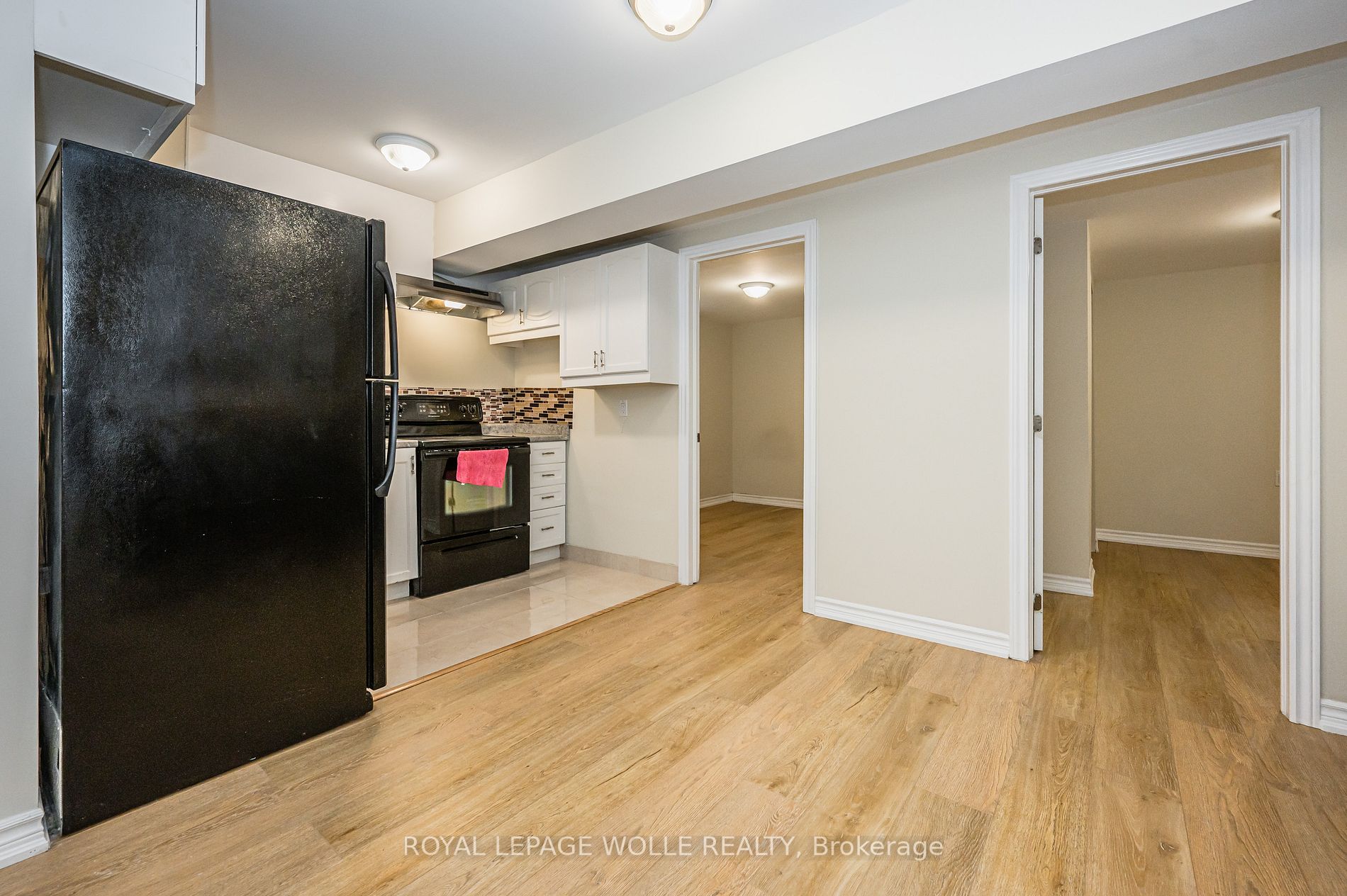 394 Sienna Cres