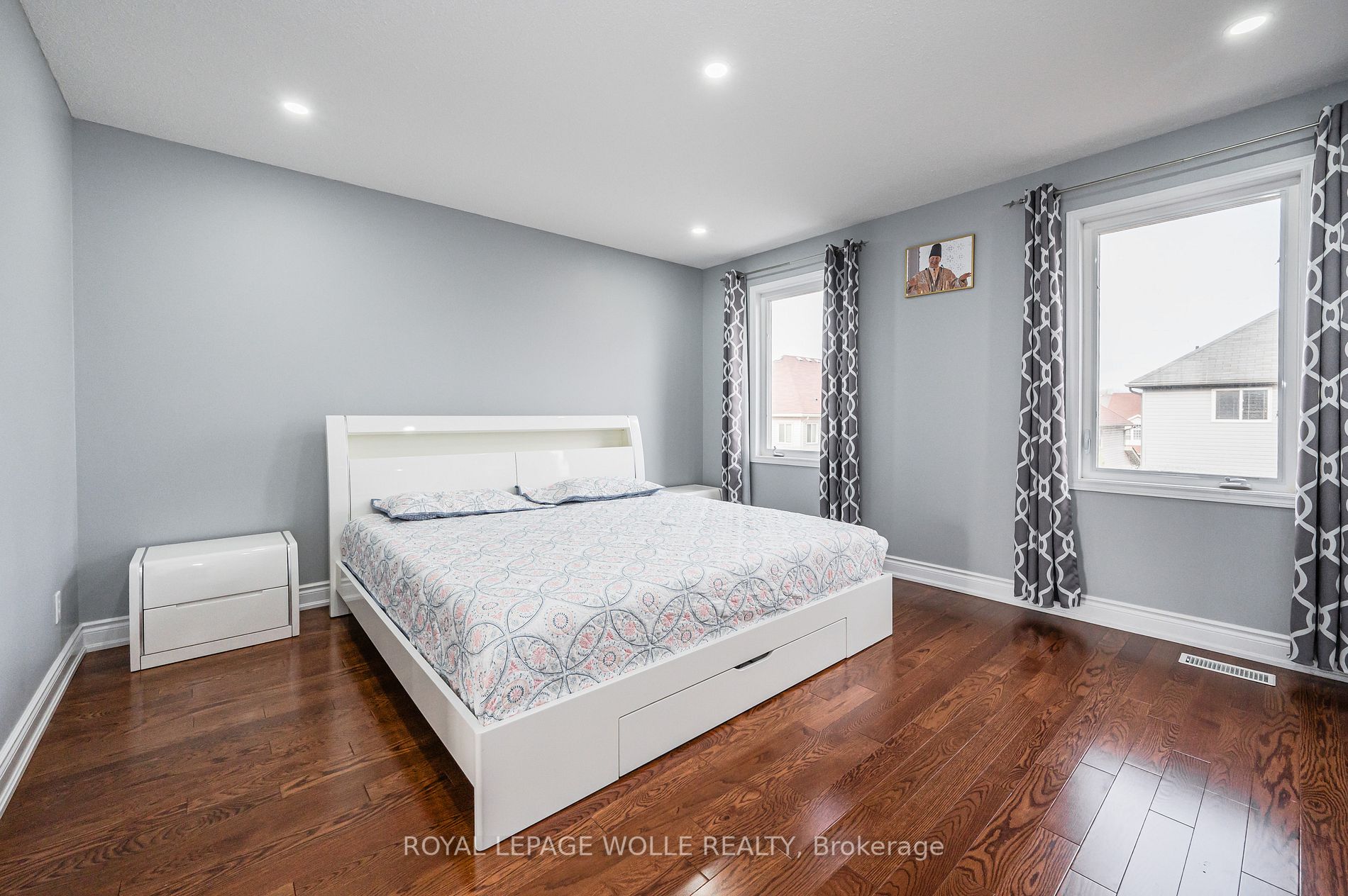 394 Sienna Cres