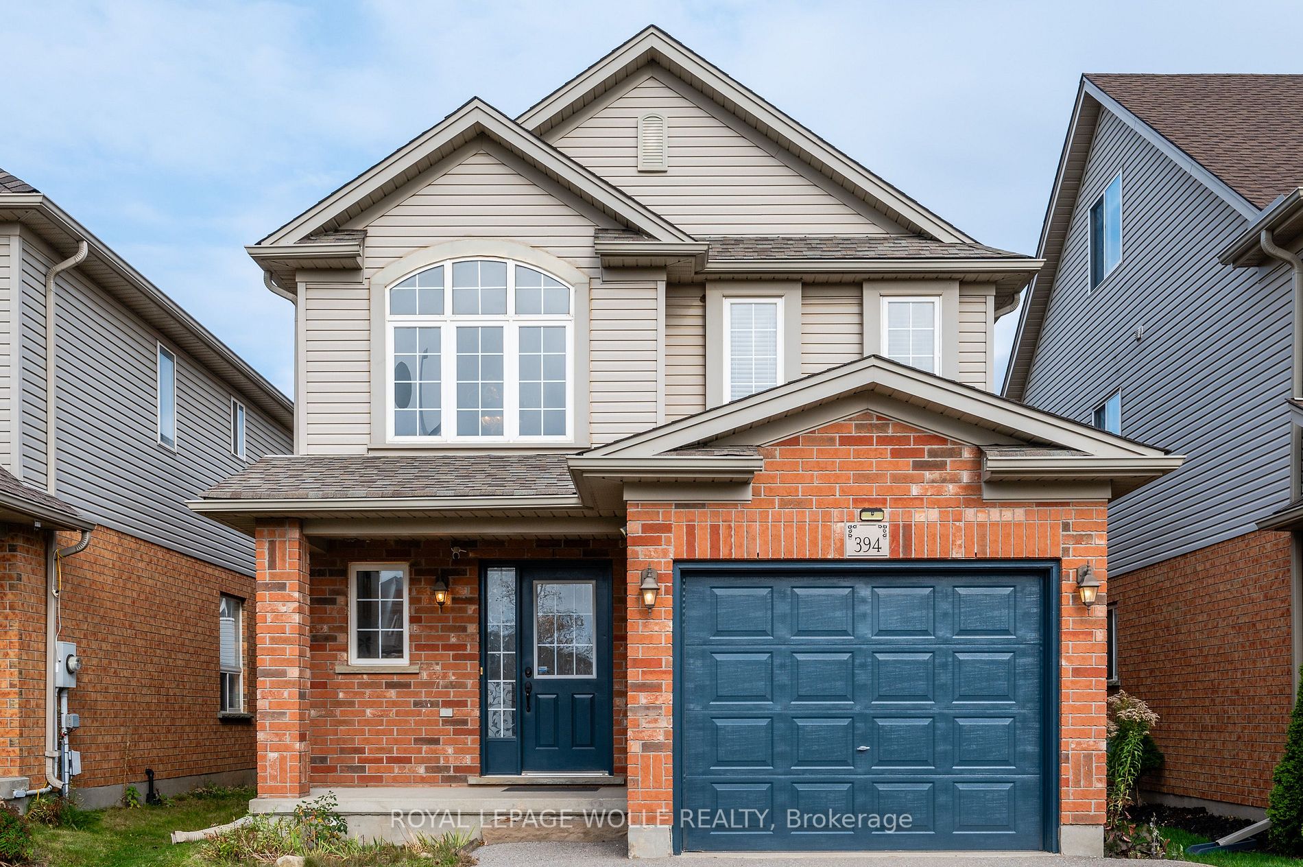 394 Sienna Cres