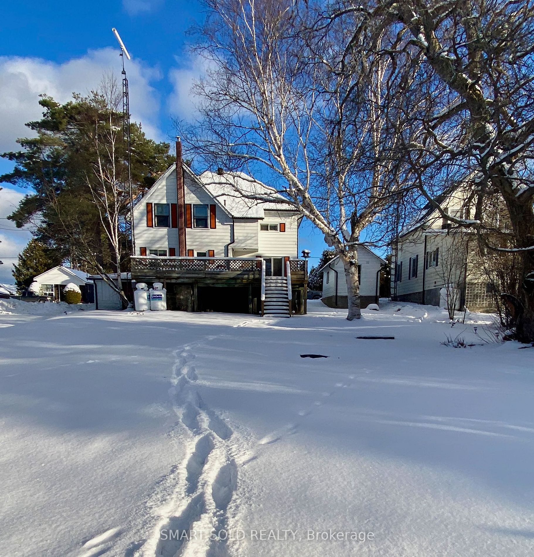 62 Ottawa St