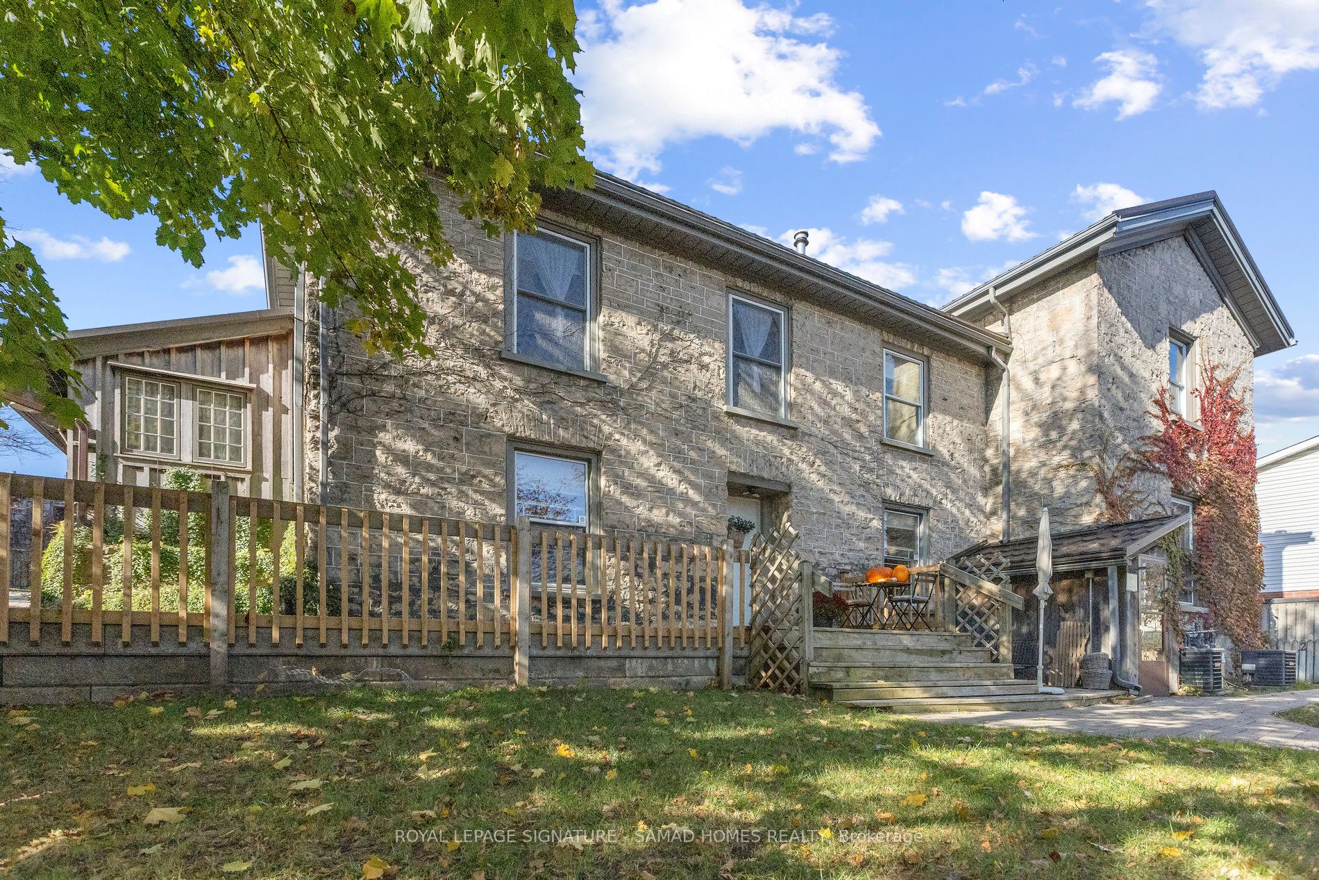 16 Ramore St