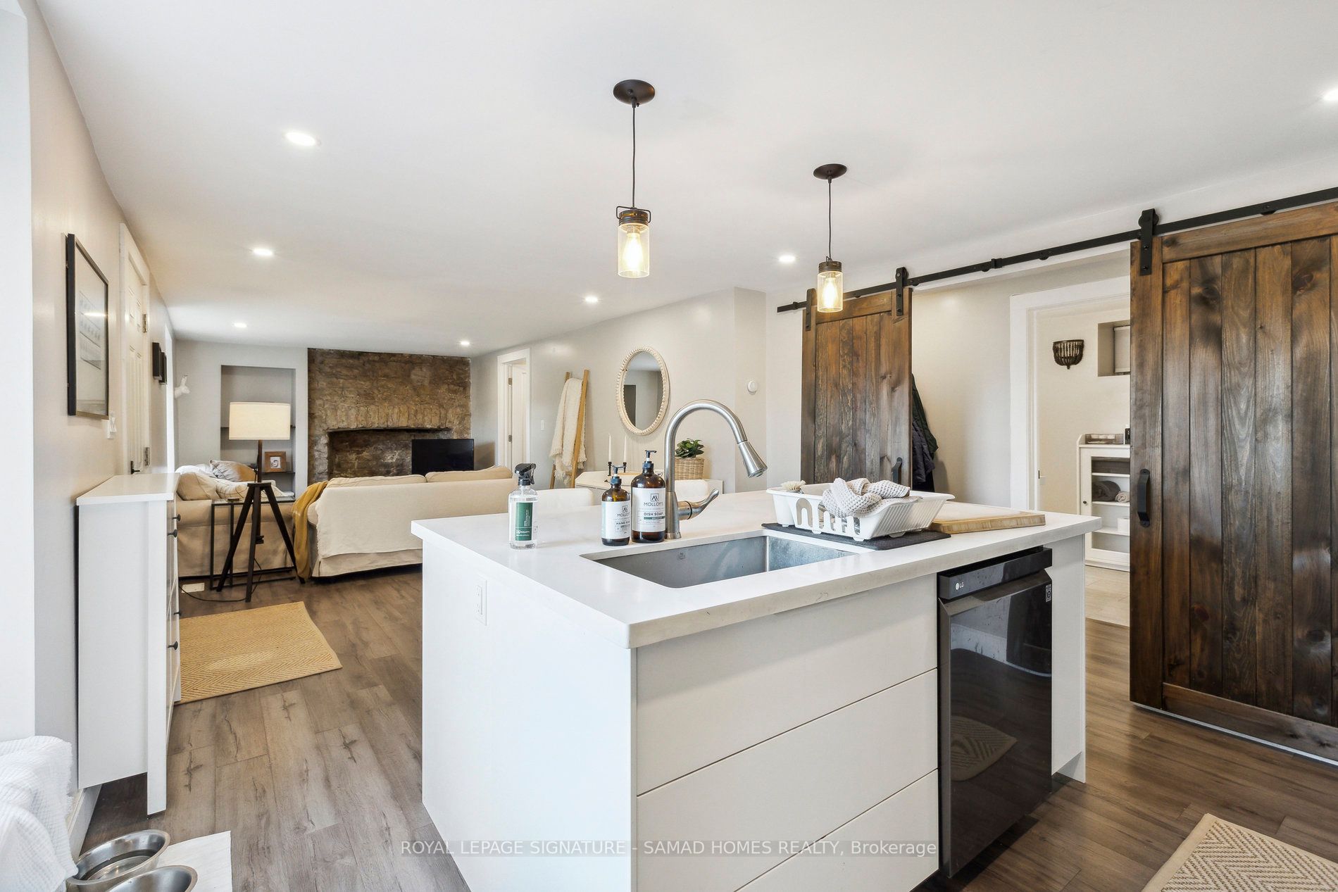 16 Ramore St