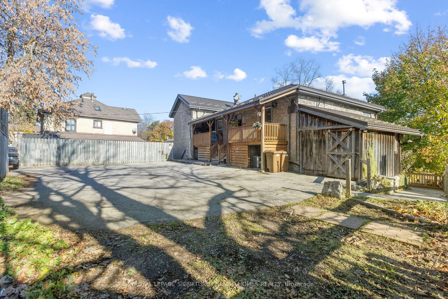 16 Ramore St