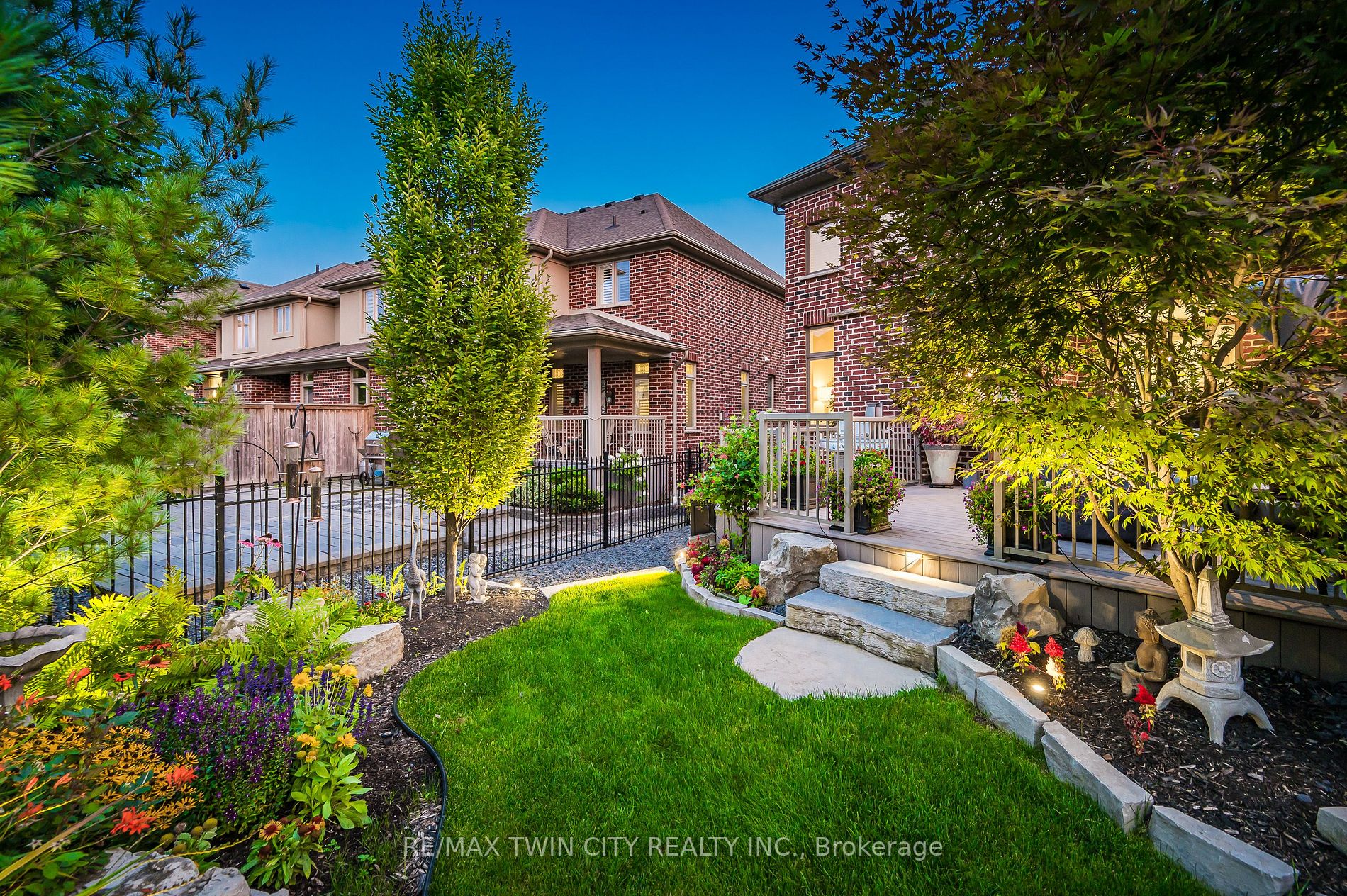 132 Oak Park Dr