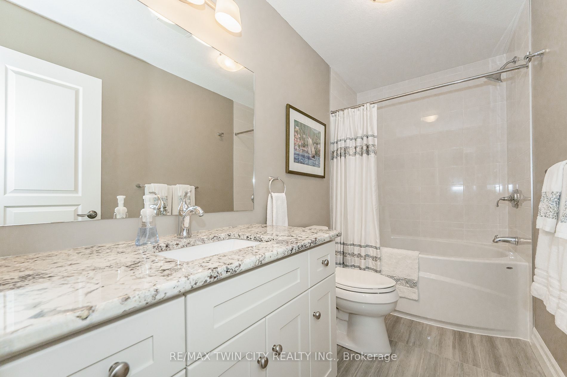 132 Oak Park Dr