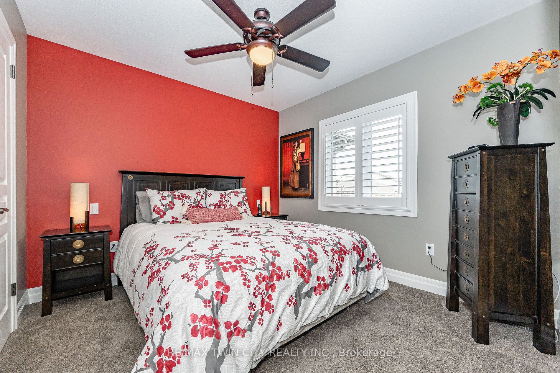 132 Oak Park Dr