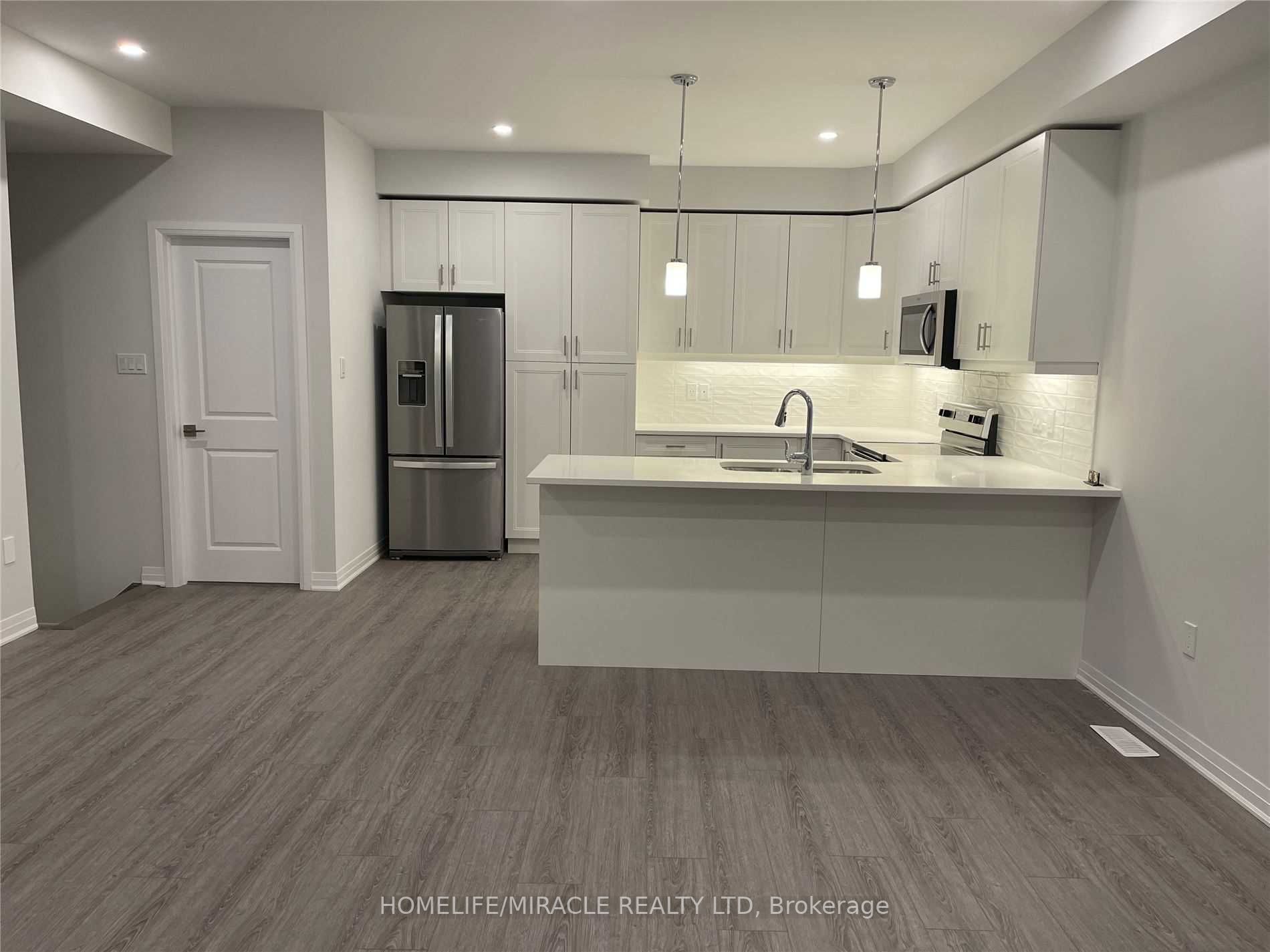 51 Sparrow Ave, #52