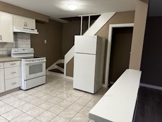 76 Borden Pkwy, #2