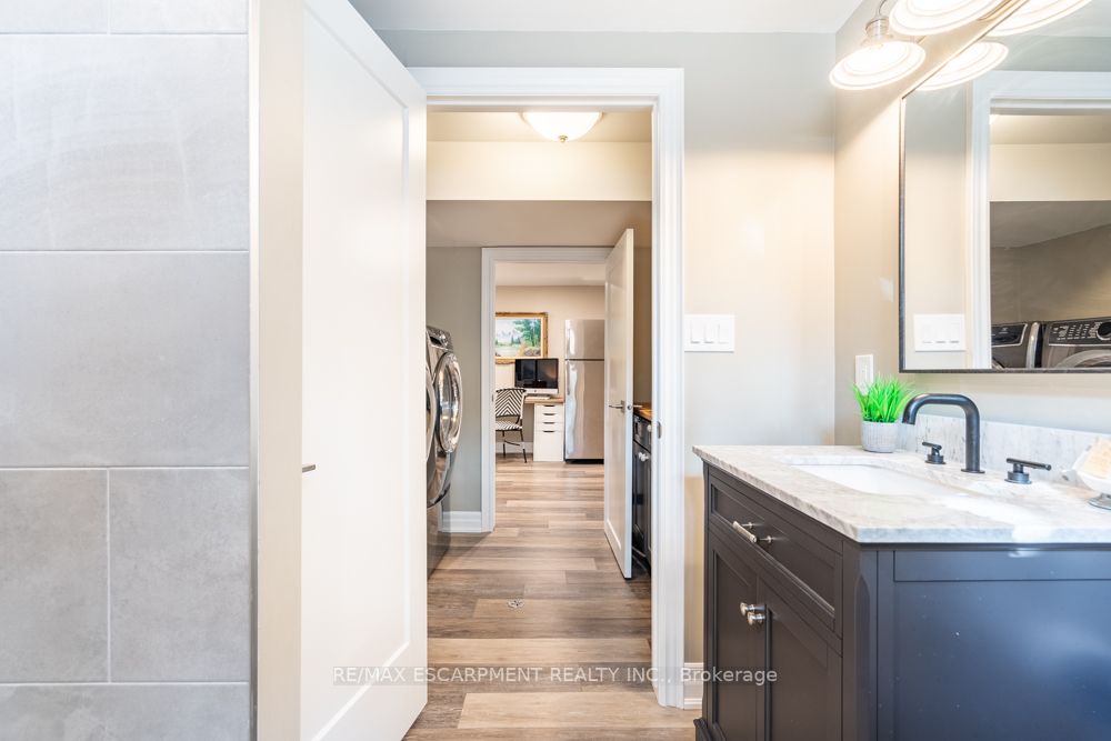 51 West 22nd St
