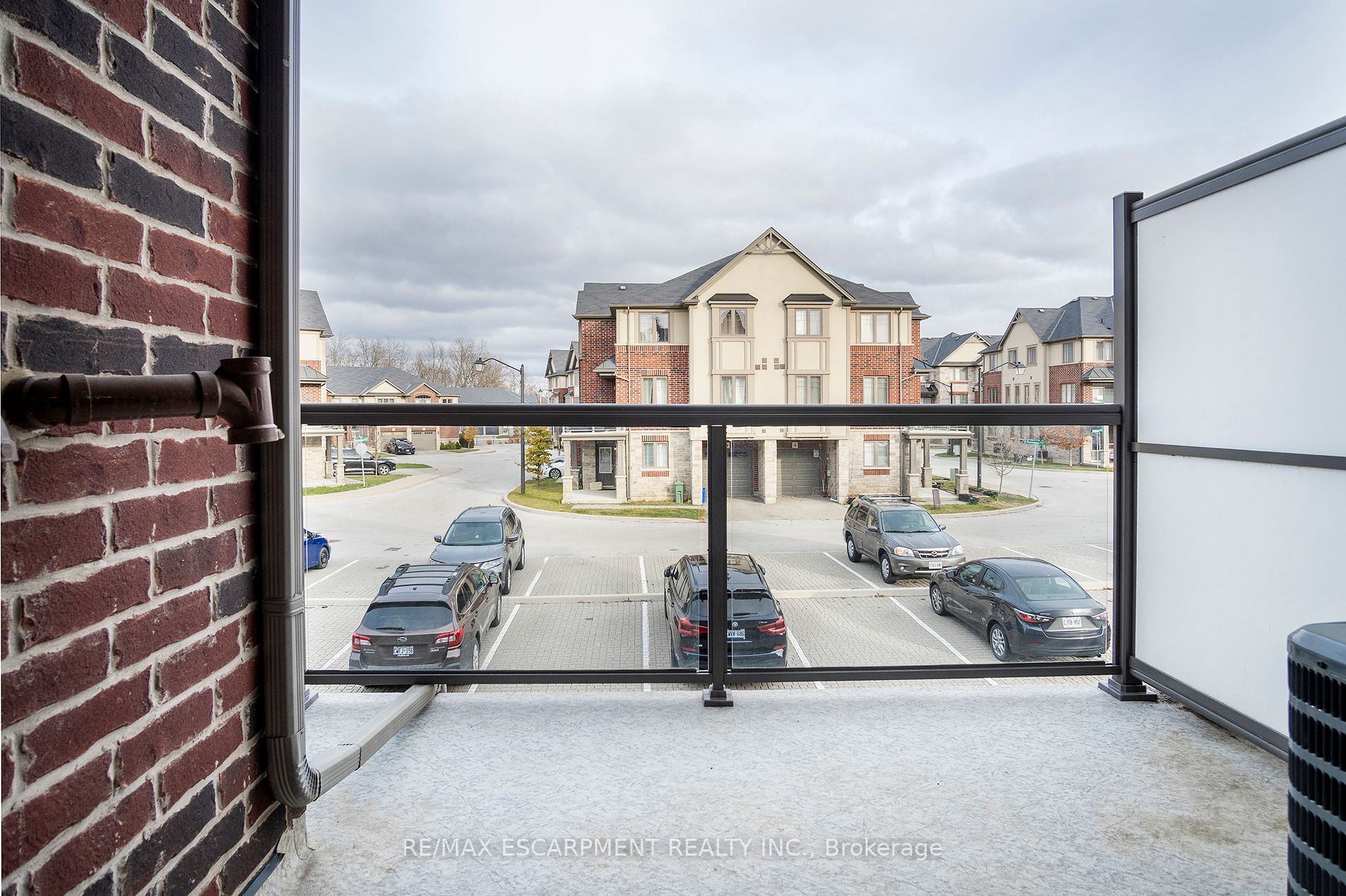 5 Hoffman Lane