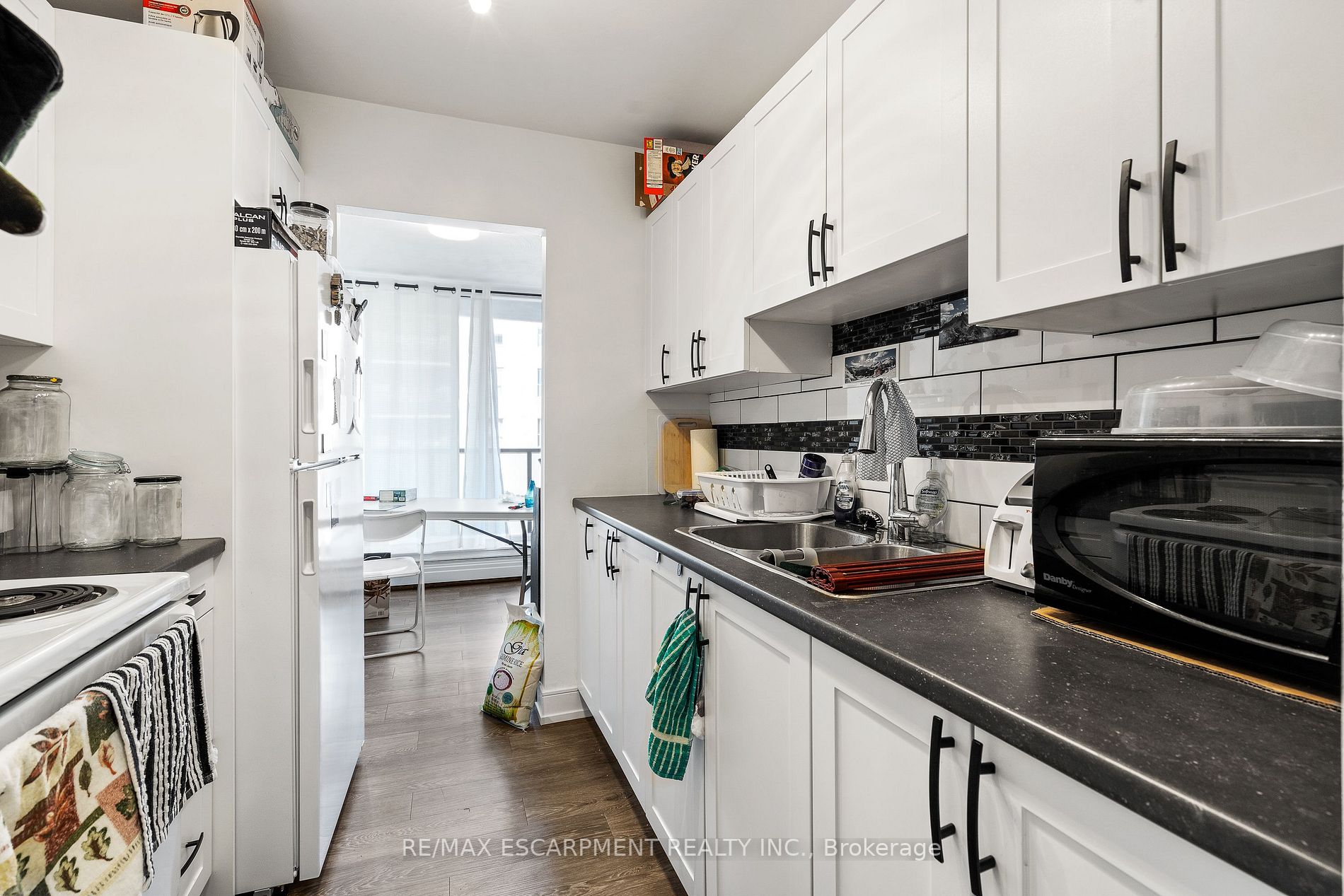 359 Geneva St, #702