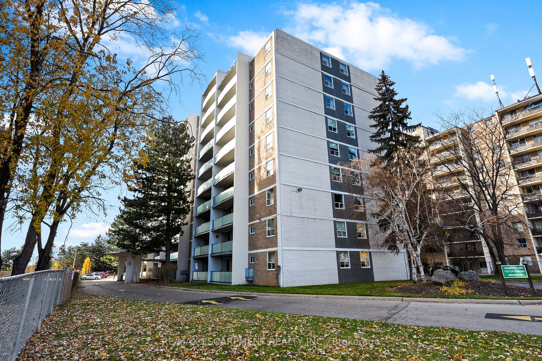 359 Geneva St, #702