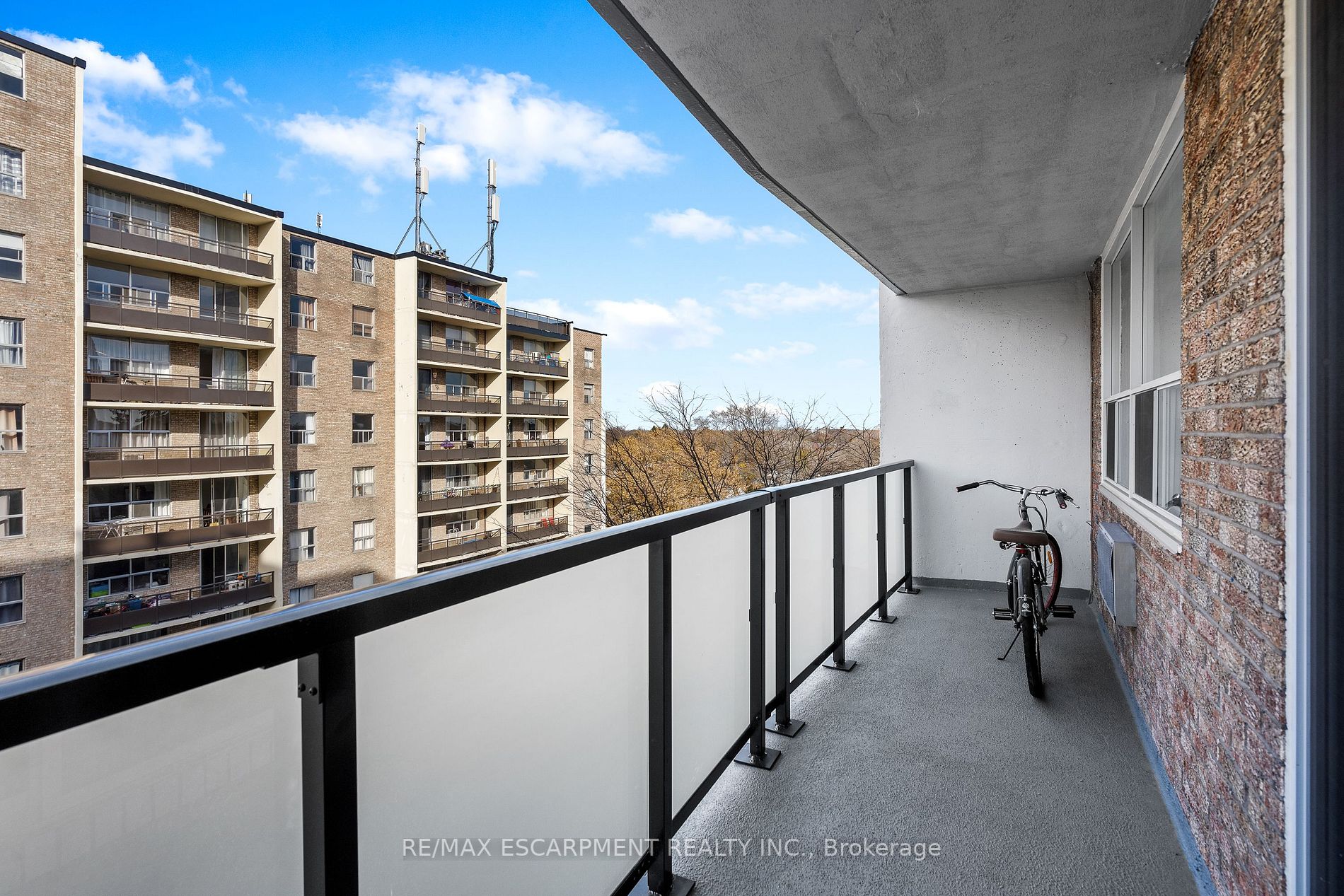 359 Geneva St, #702
