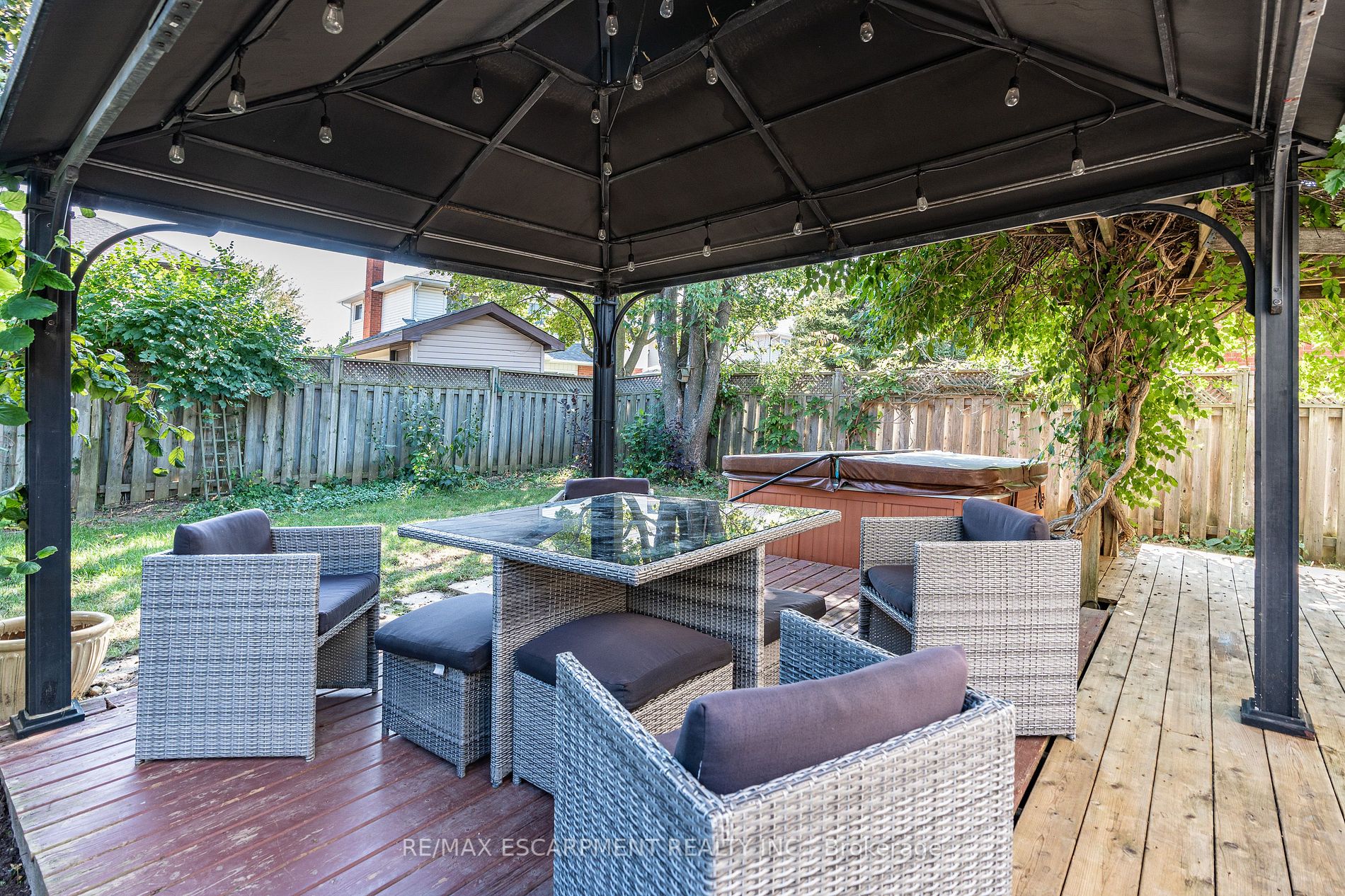 48 Chudleigh St