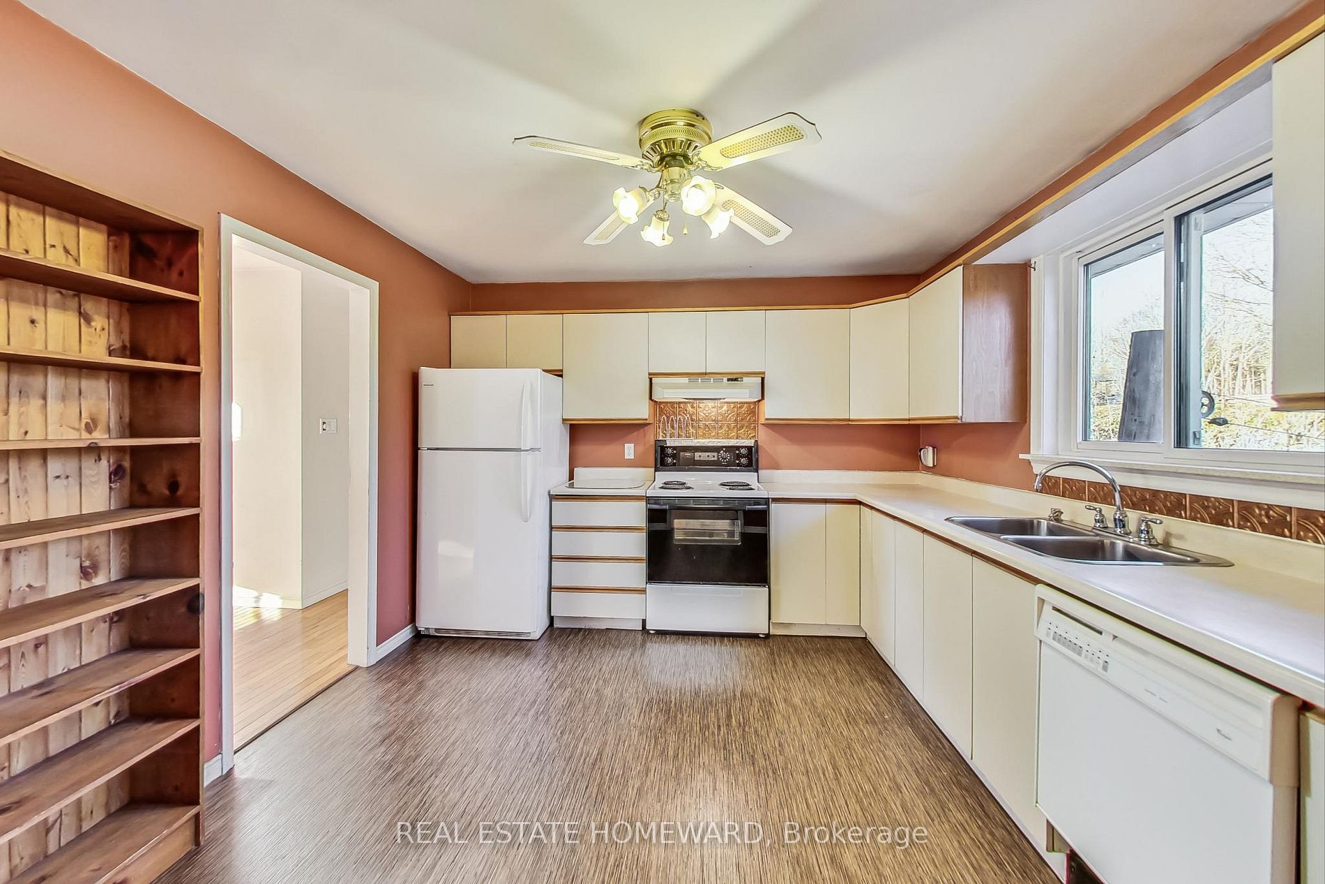 656 B Cooper Rd