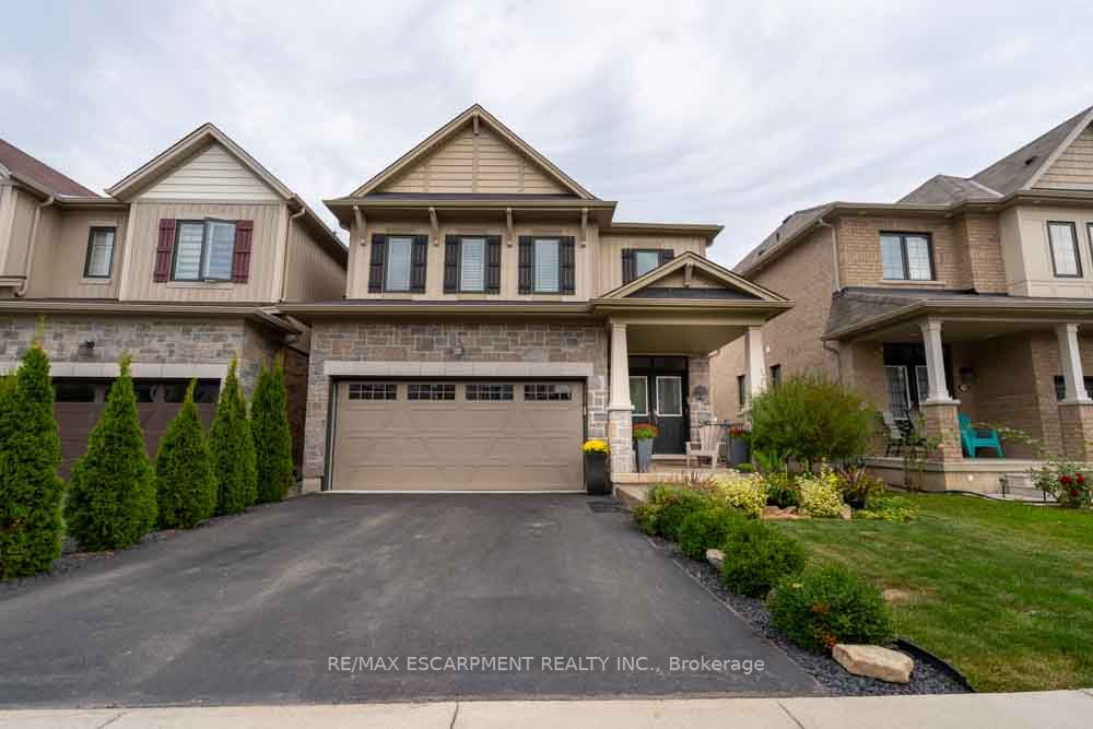 68 Larry Cres