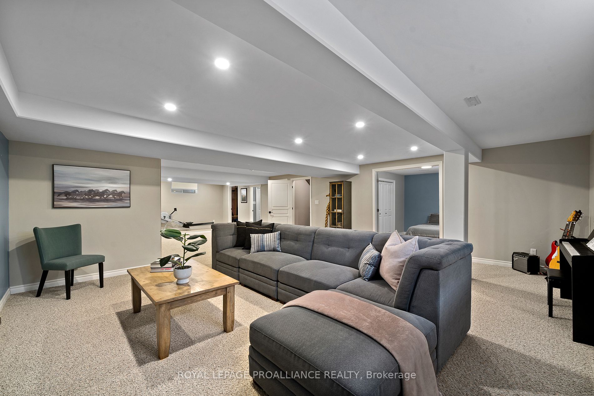 7 Bel Air Cres