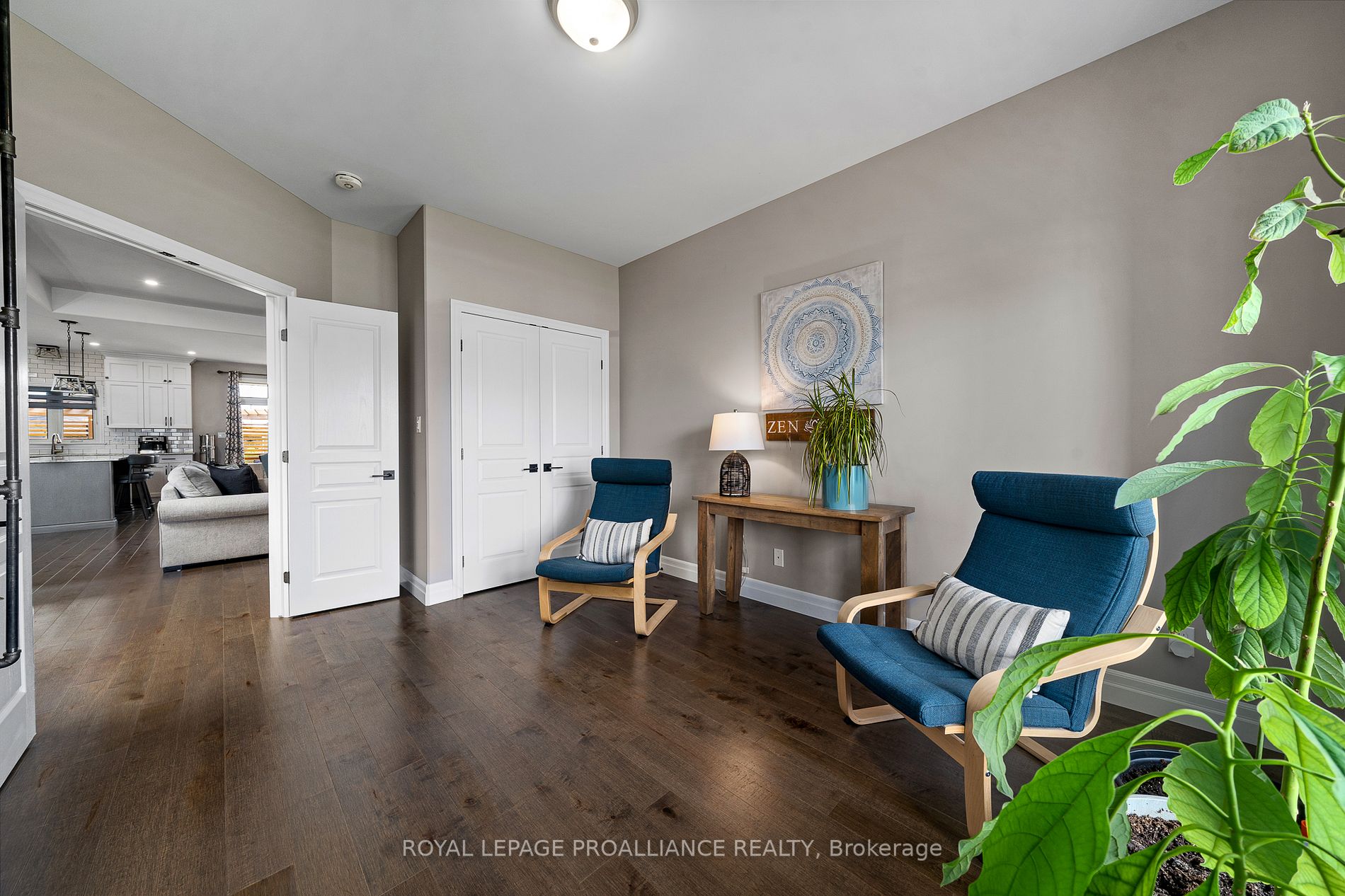 7 Bel Air Cres