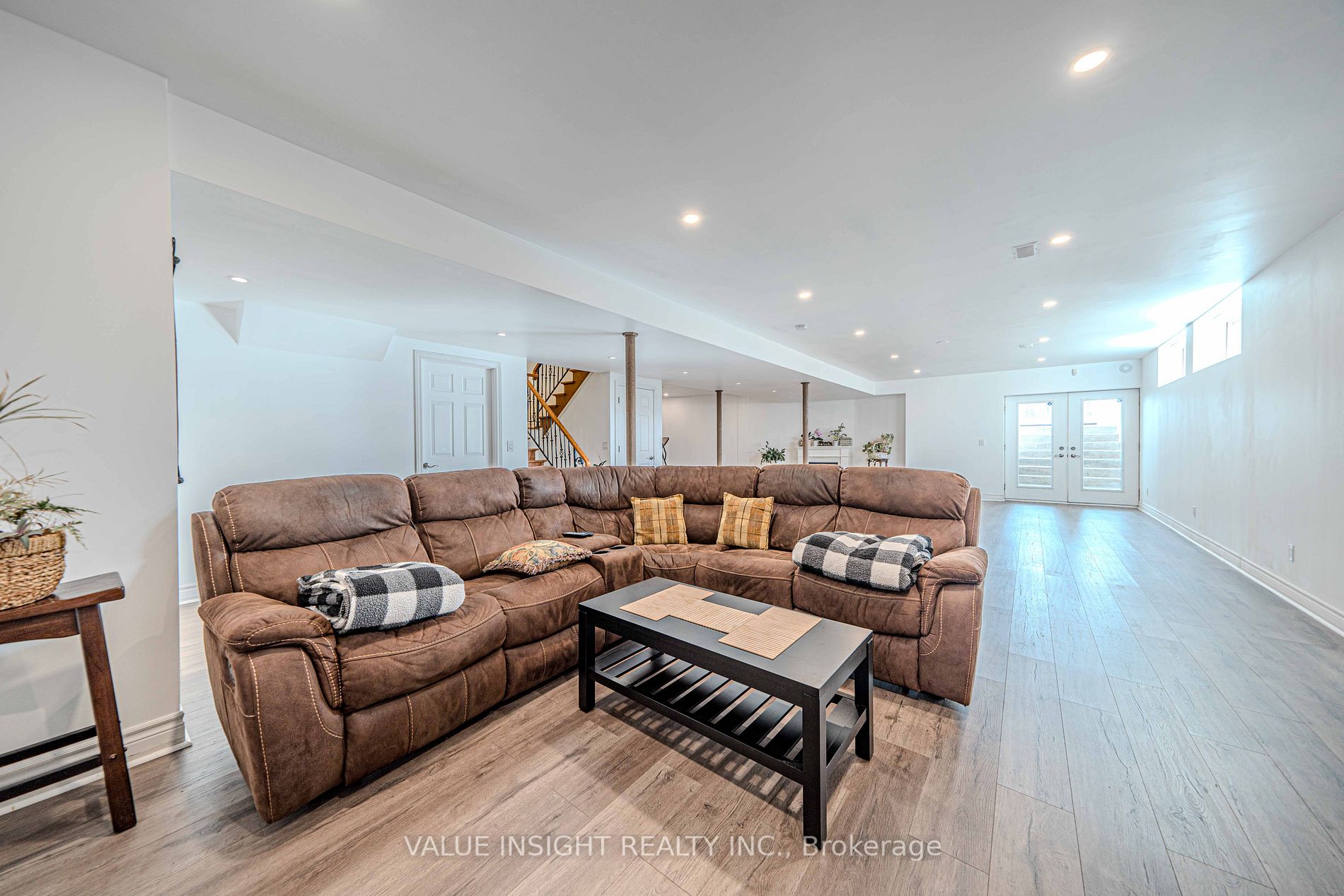 166 Campbellville Road