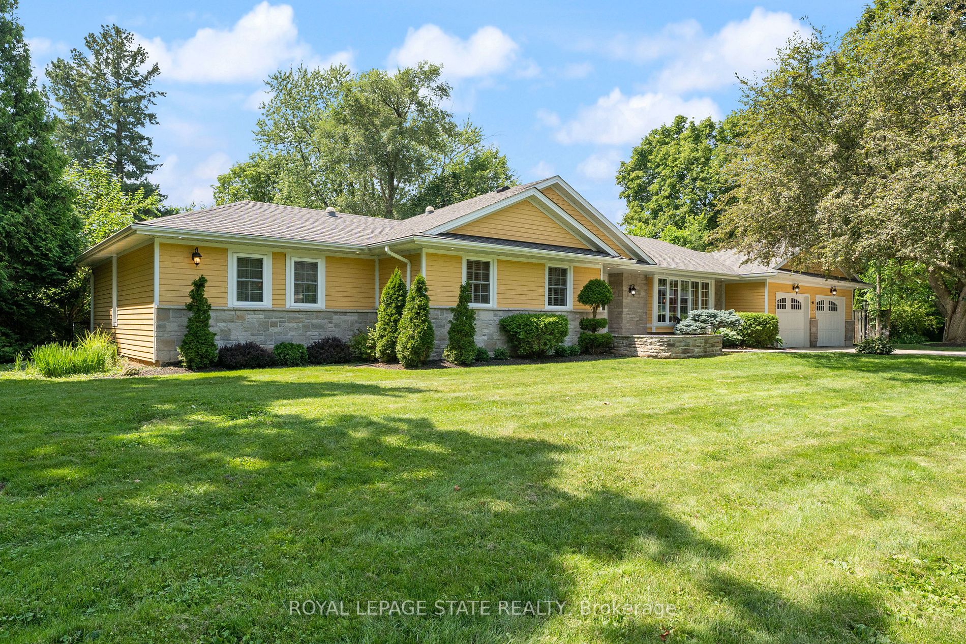 98 Hadley Drive