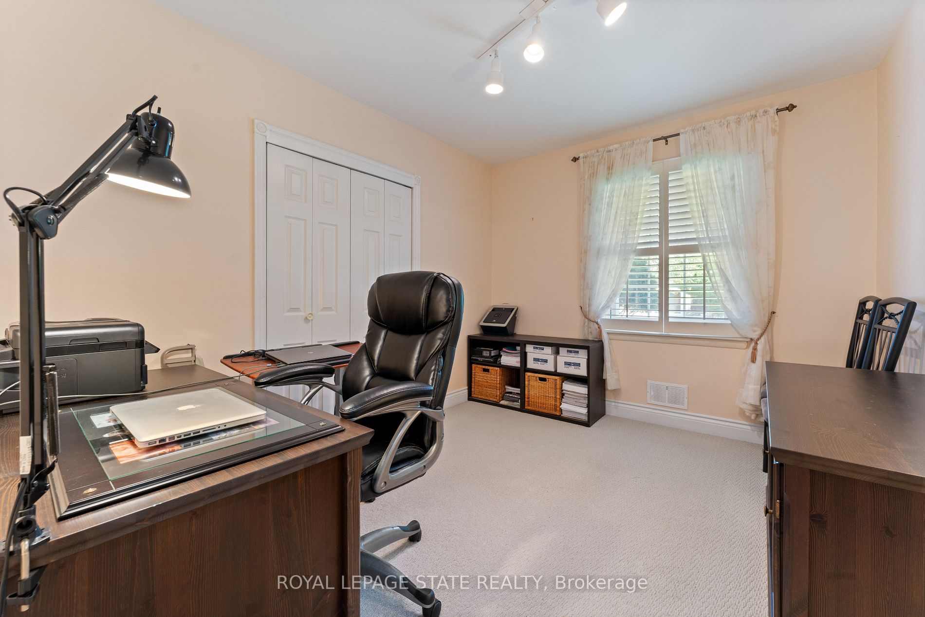 98 Hadley Drive