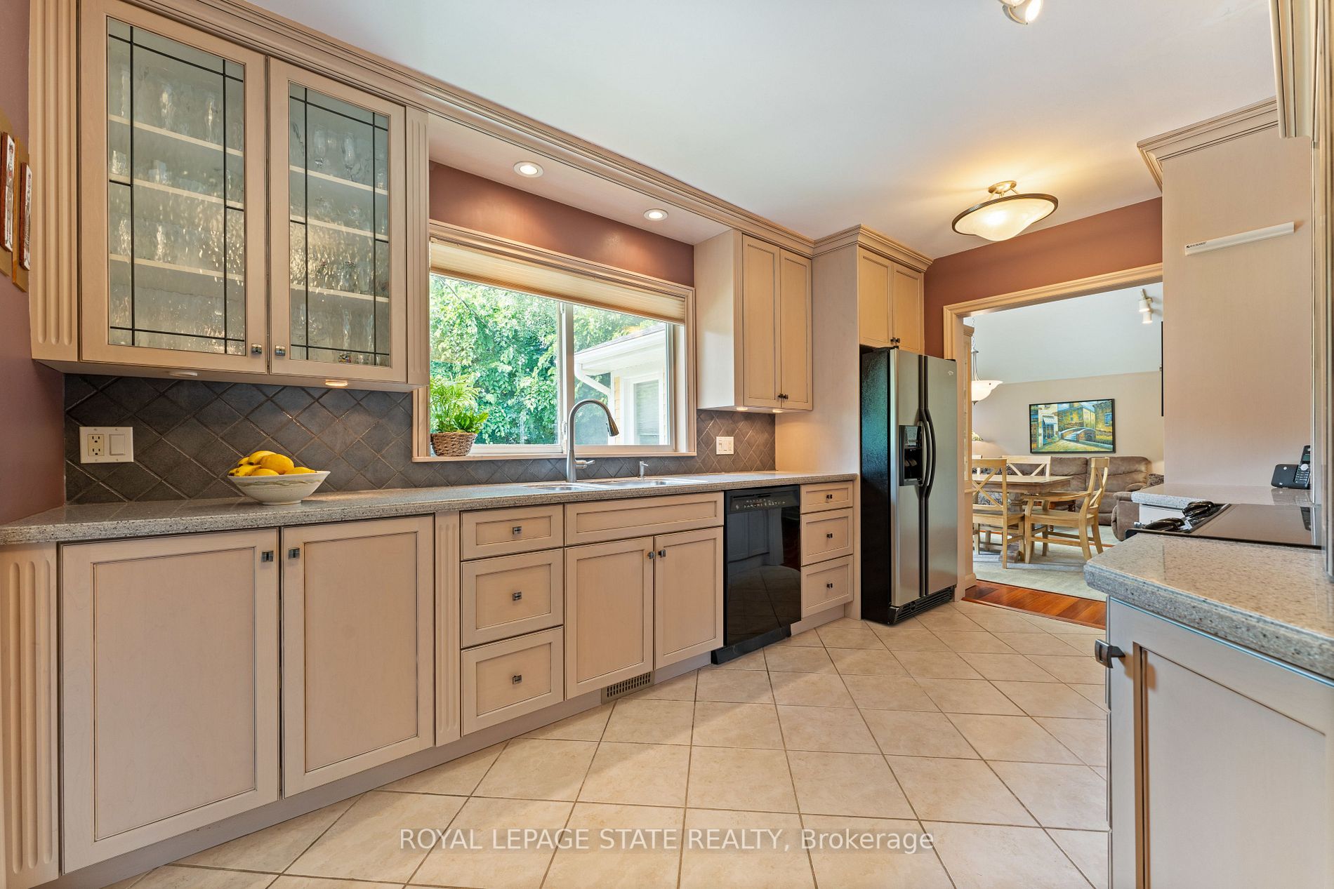 98 Hadley Drive