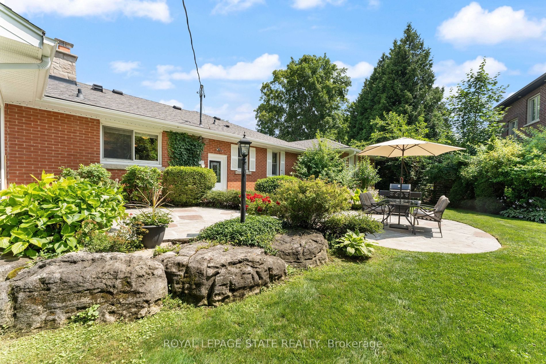 98 Hadley Drive