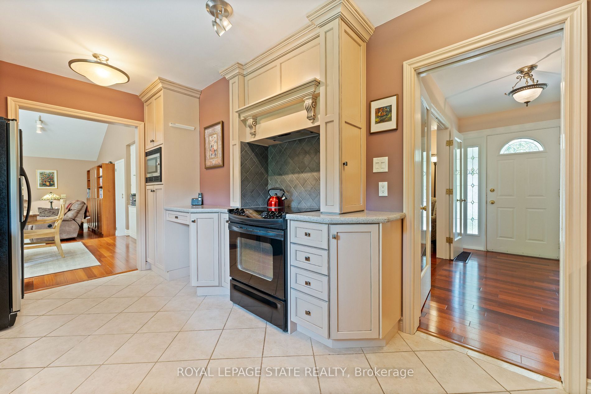 98 Hadley Drive