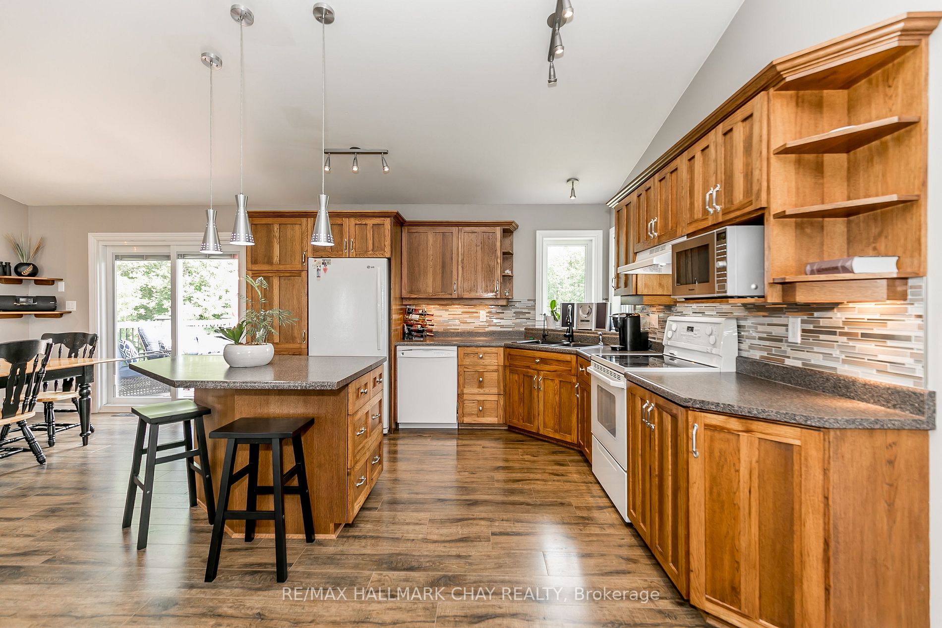 3516 Kirkfield Road