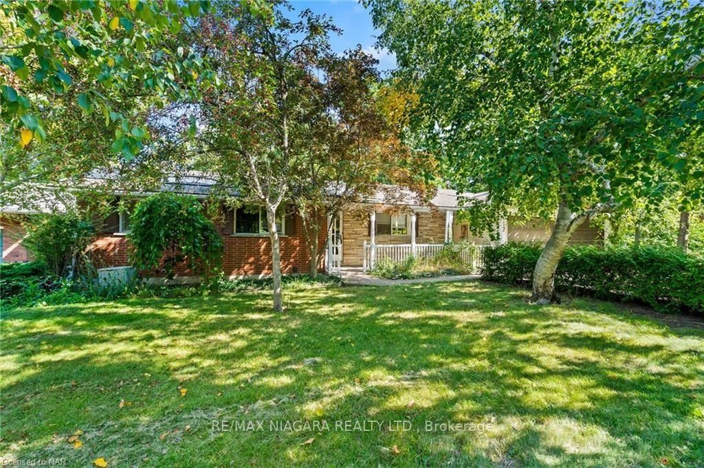 17 Allandale Dr