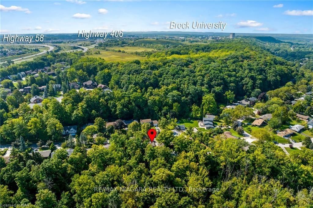 17 Allandale Dr