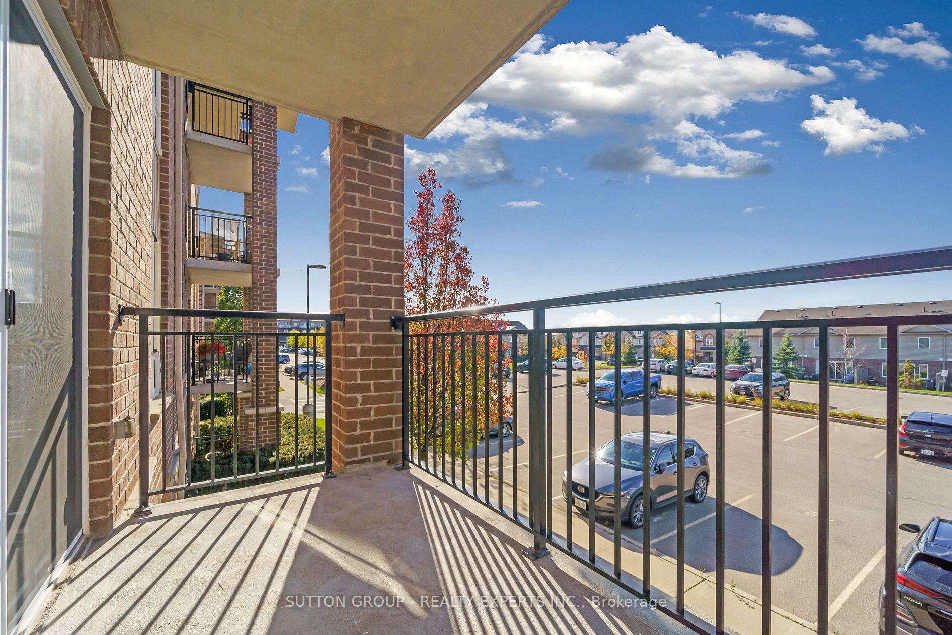 67 Kingsbury Square E, #209