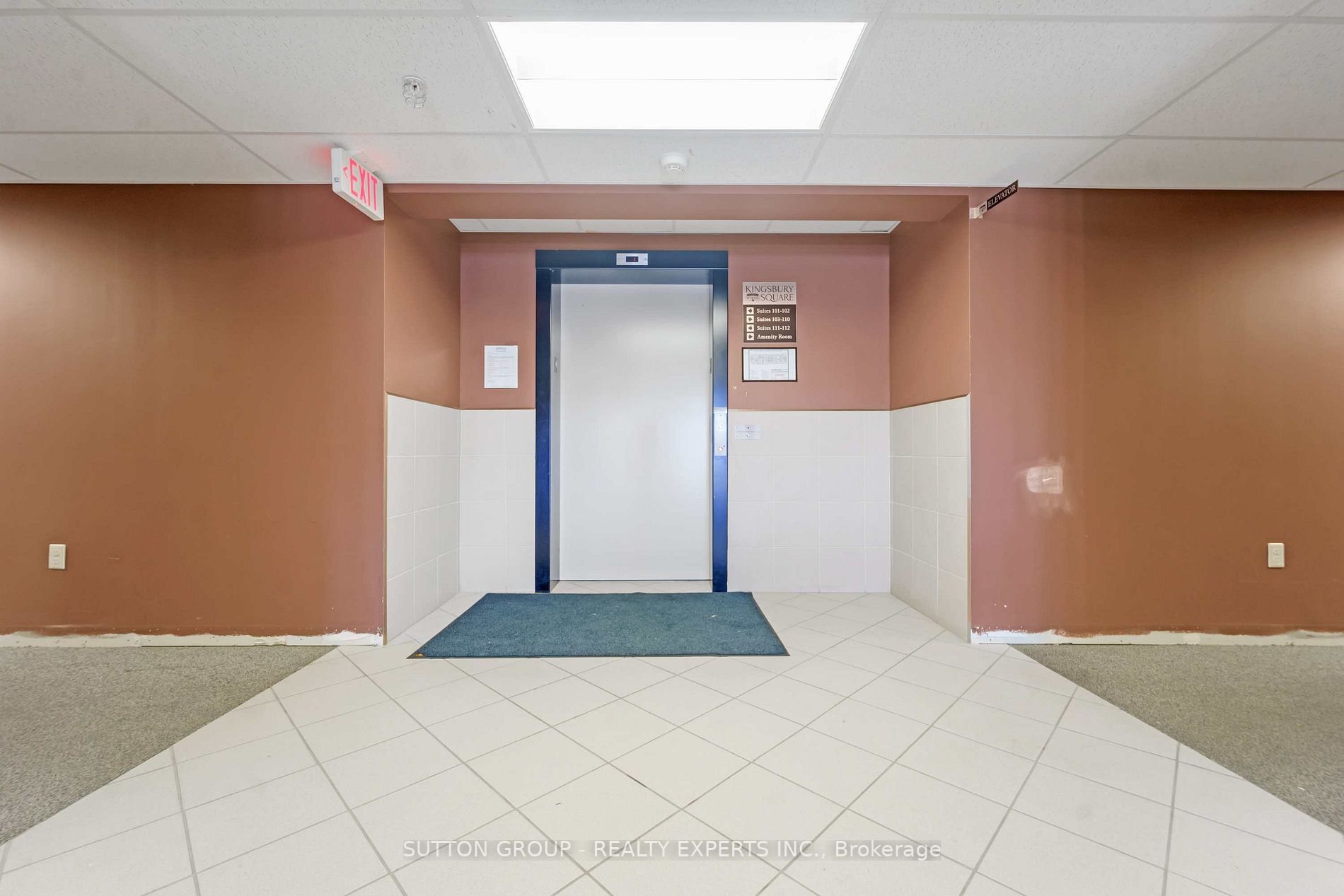 67 Kingsbury Square E, #209