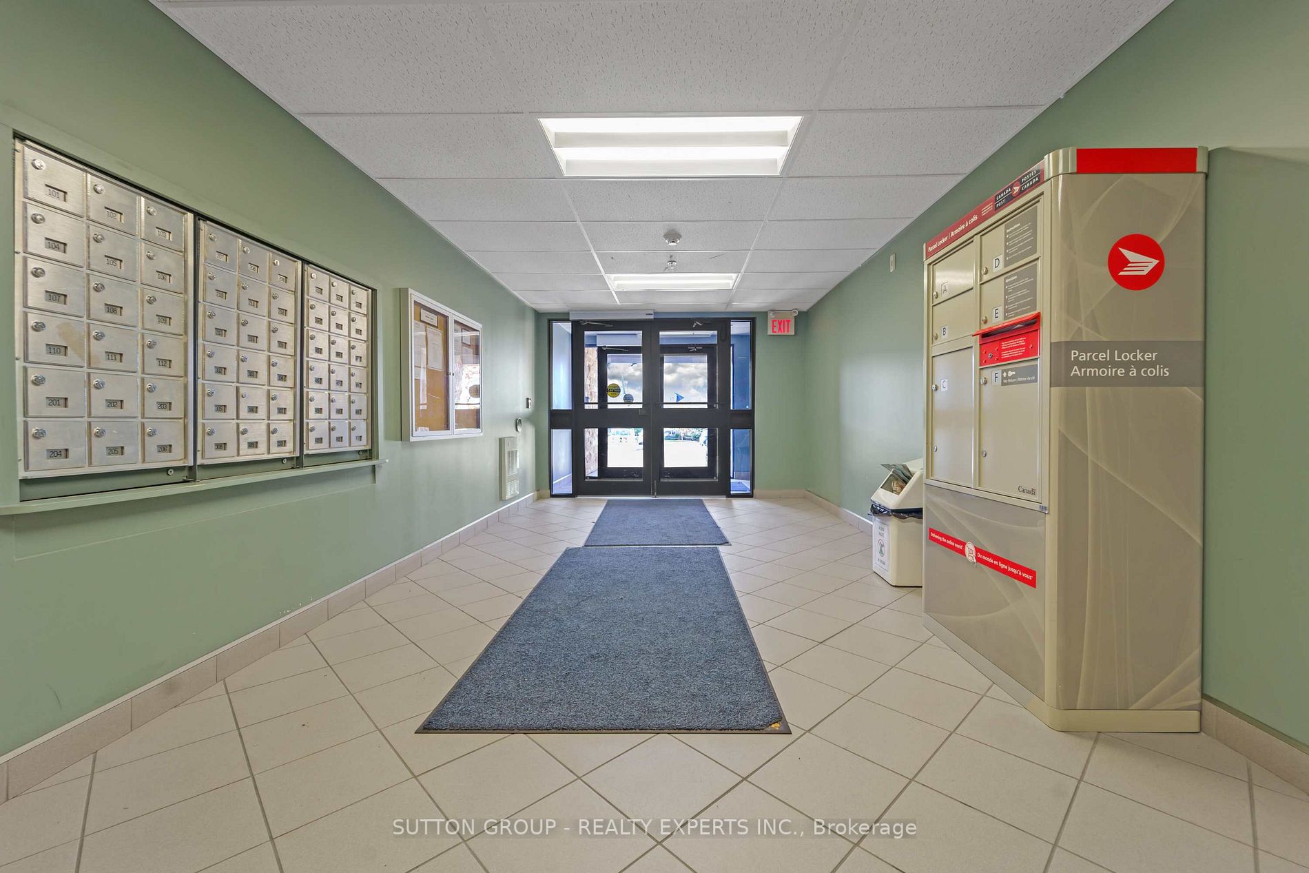 67 Kingsbury Square E, #209