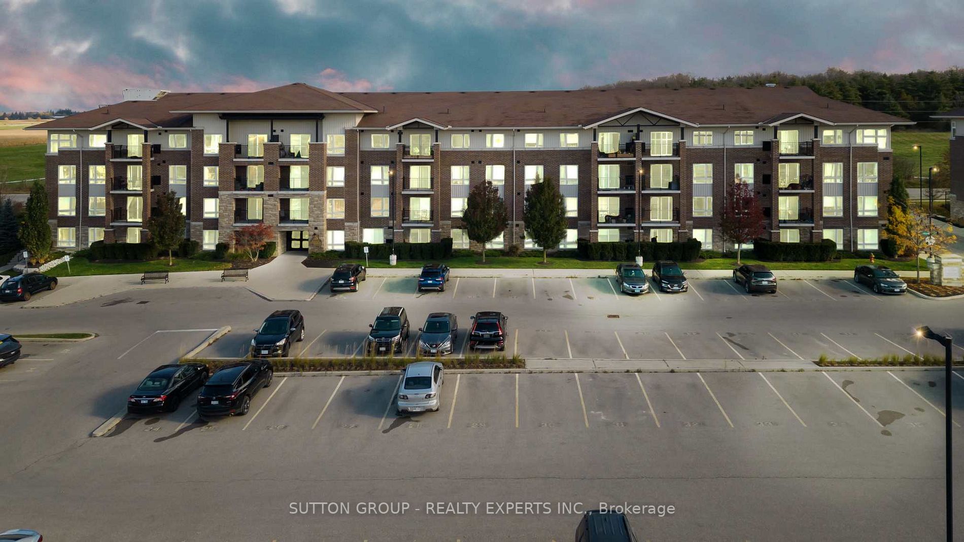 67 Kingsbury Square E, #209