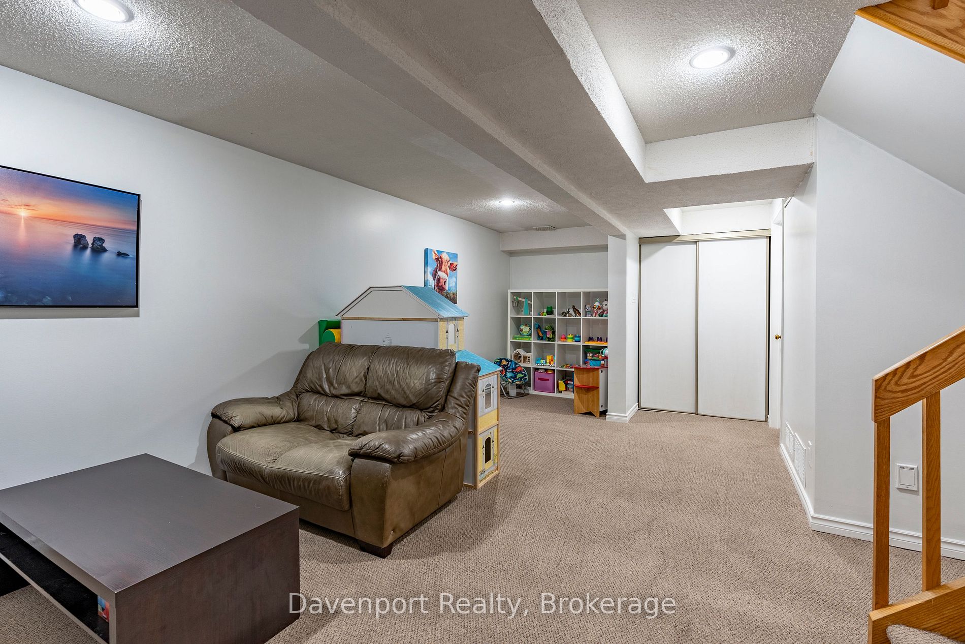 488 Beechwood Dr, #3