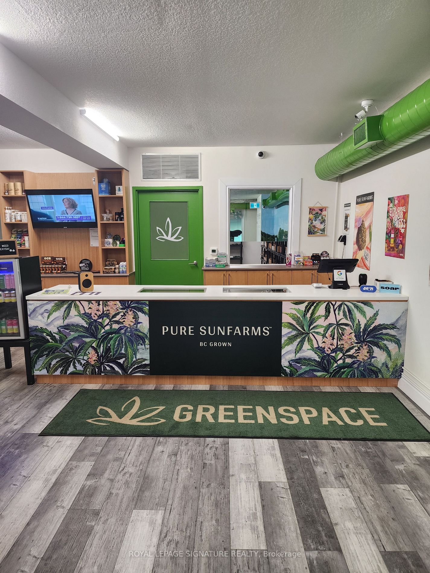 126 Main St S