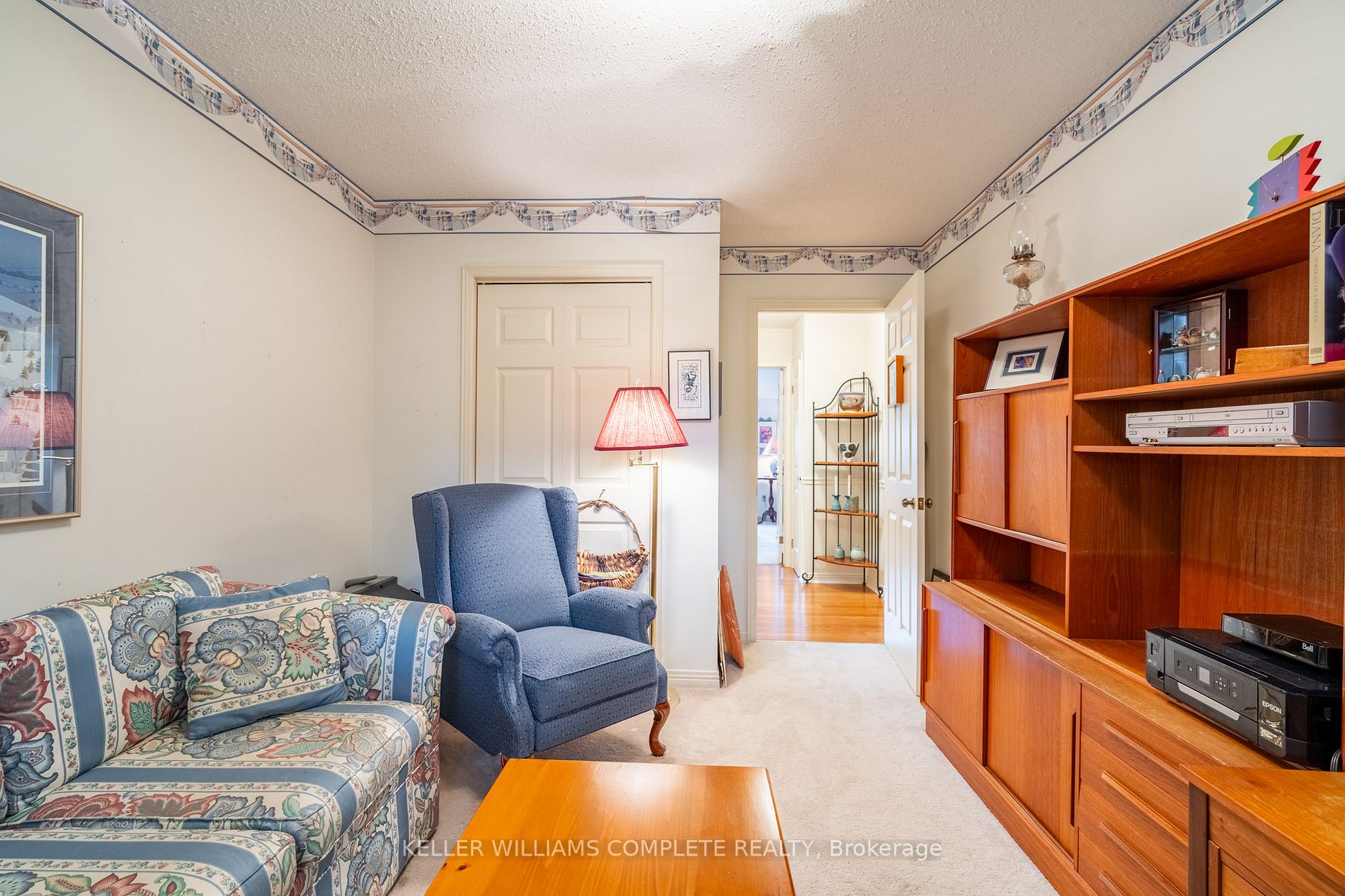 109 Wilson St W, #6