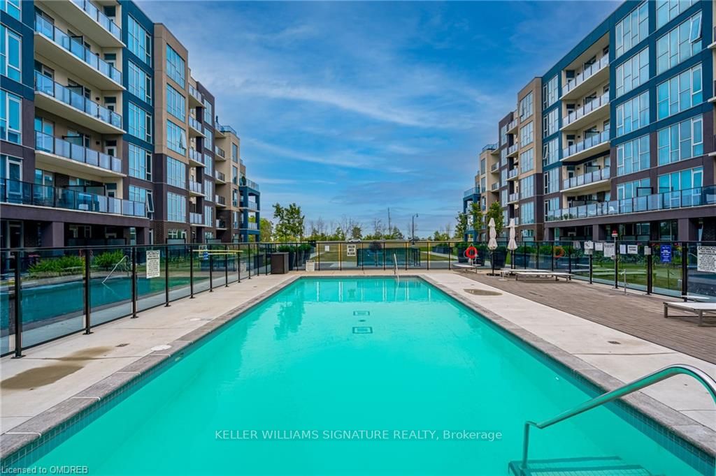 16 Concord Pl, #452