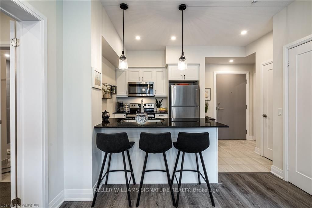 16 Concord Pl, #452