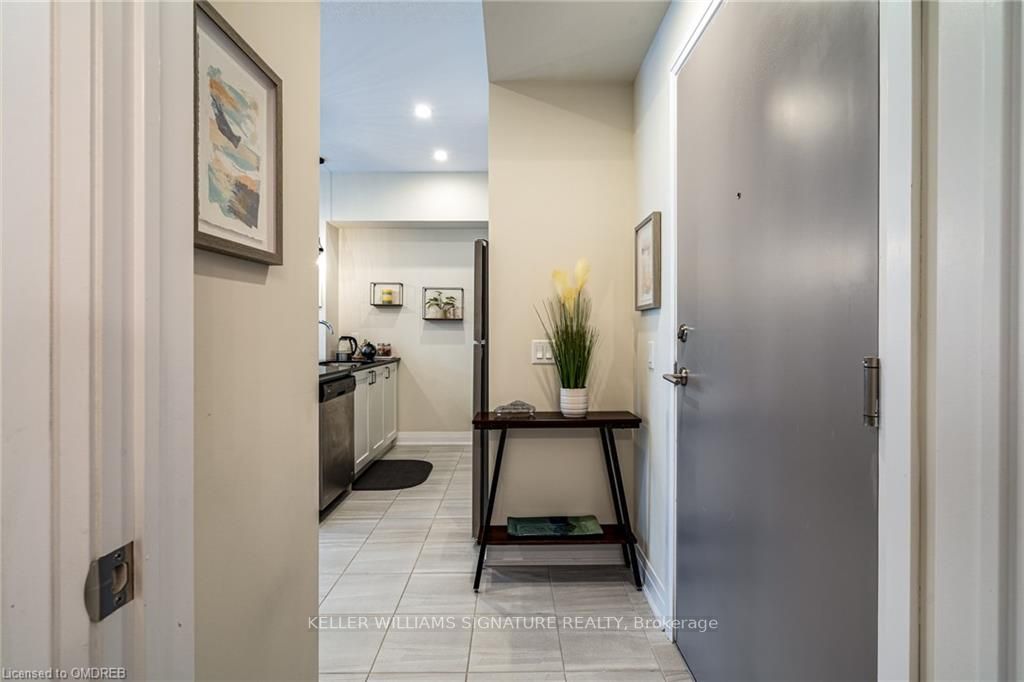 16 Concord Pl, #452