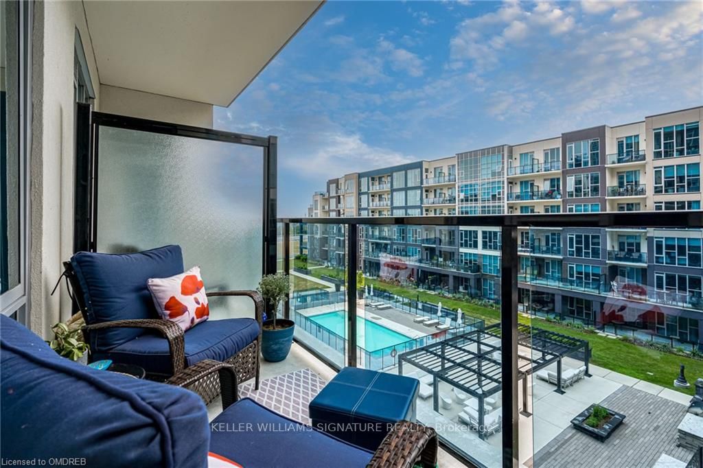 16 Concord Pl, #452