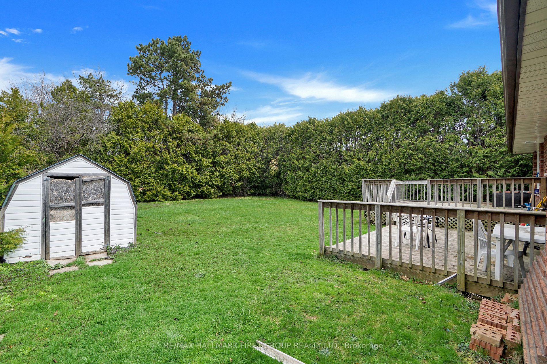 10 Croft St